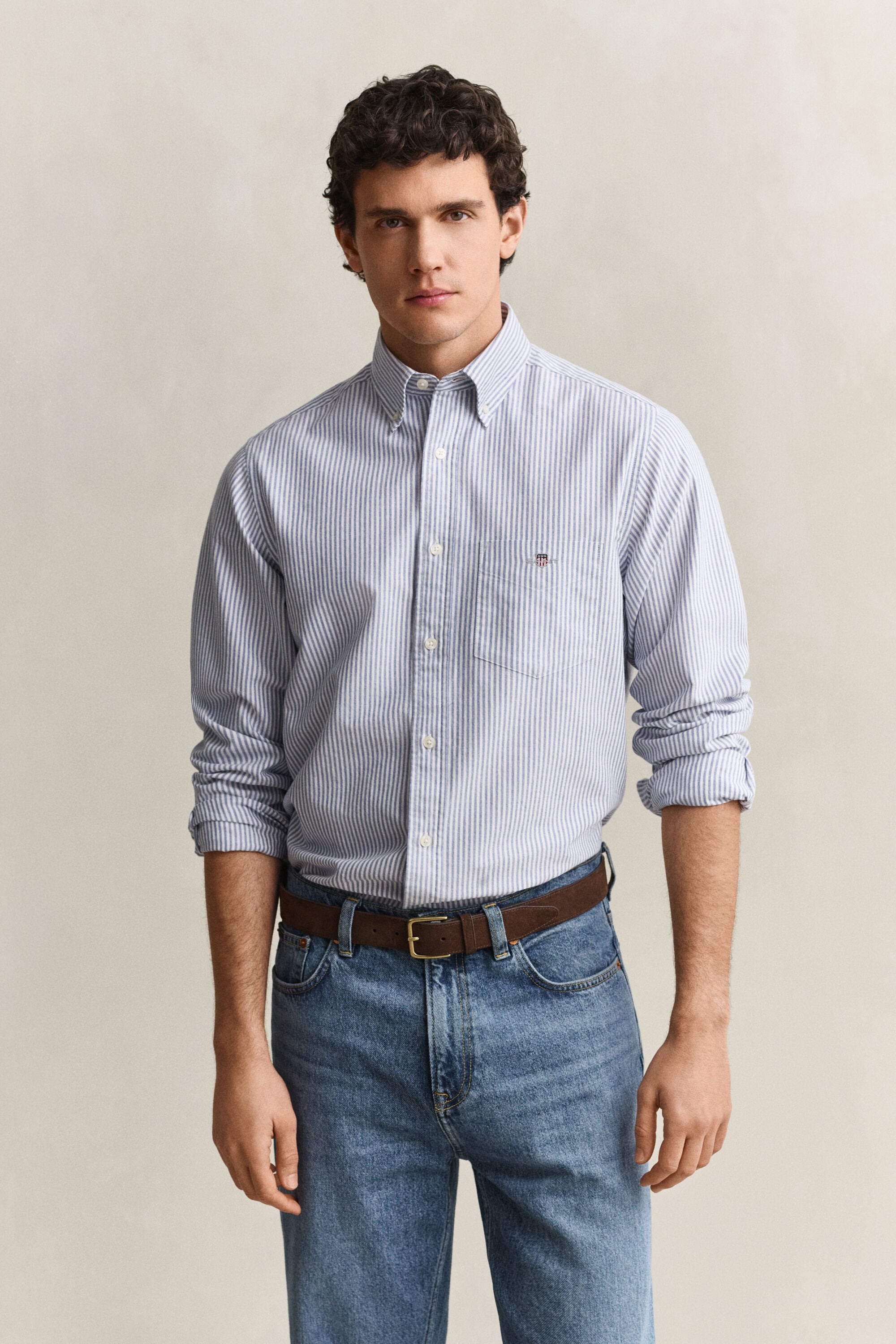 Klassisk randig oxfordskjorta med regular fit