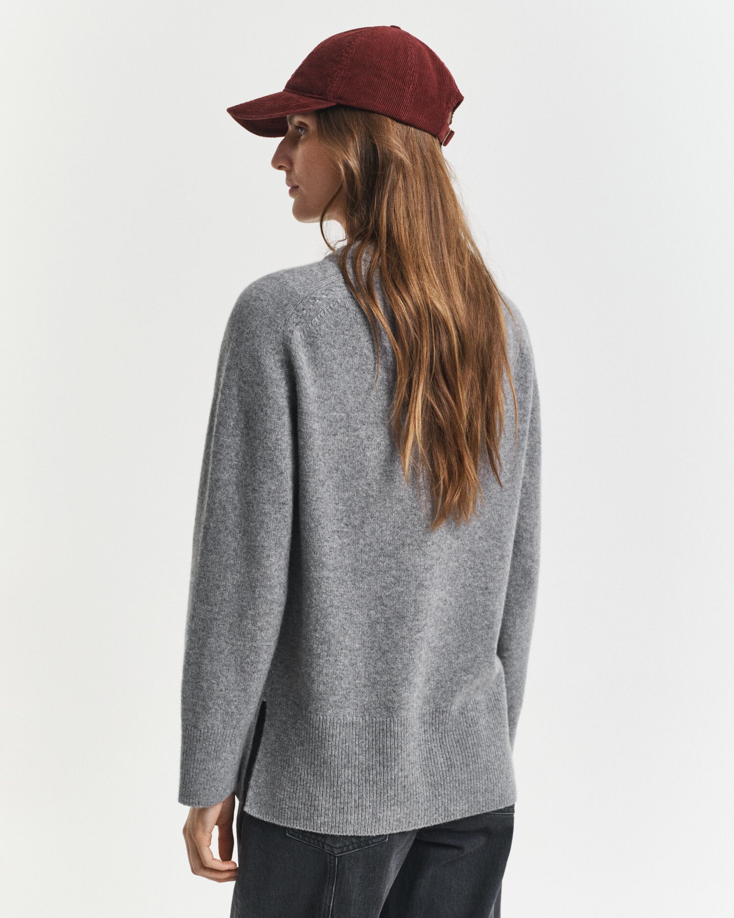 Rundhalsad tröja i mjuk kashmir- och ullblandning