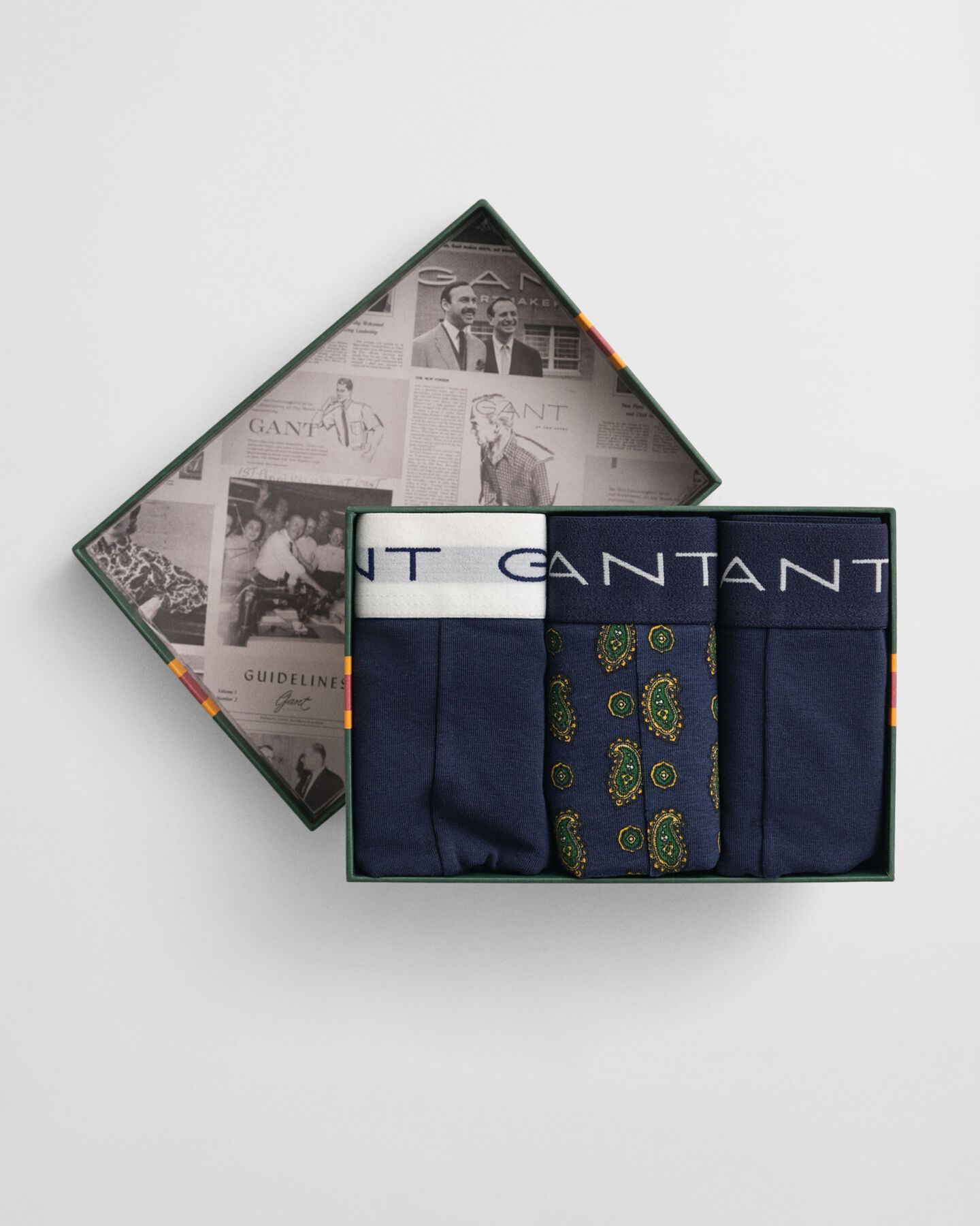 Trepack paisleymönstrade kalsonger i presentförpackning