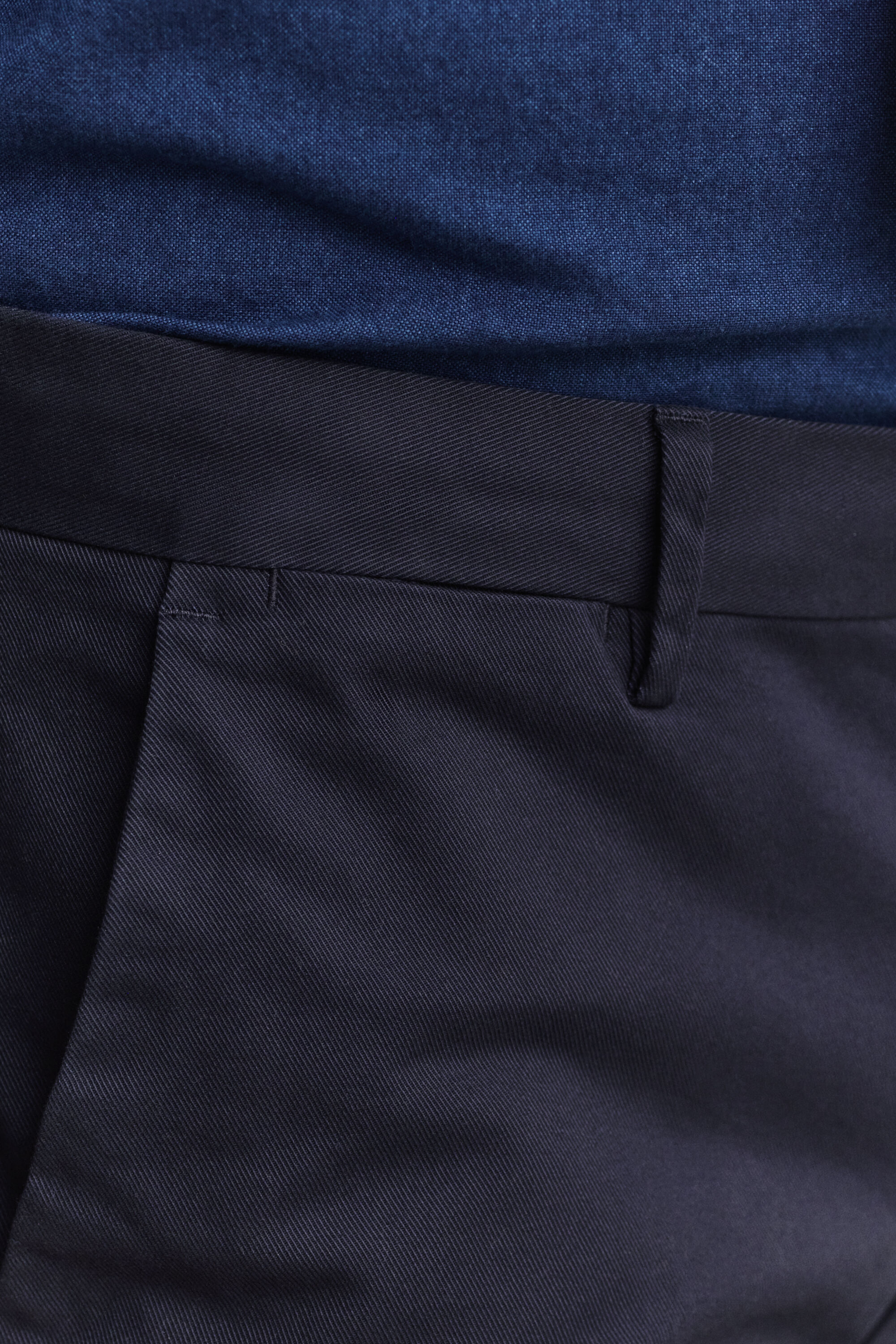 Eleganta chinos med slim fit