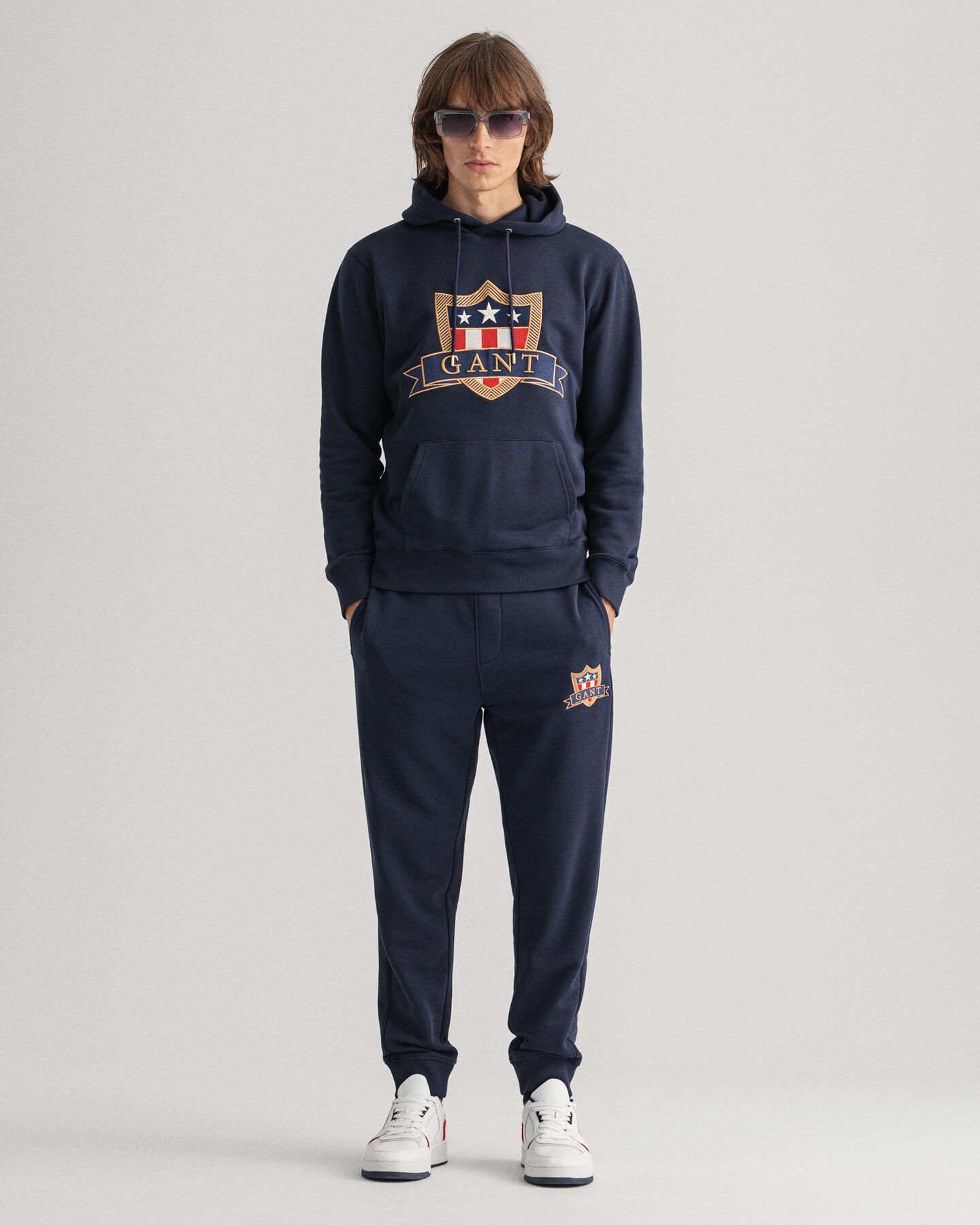 Banner Shield sweatpants
