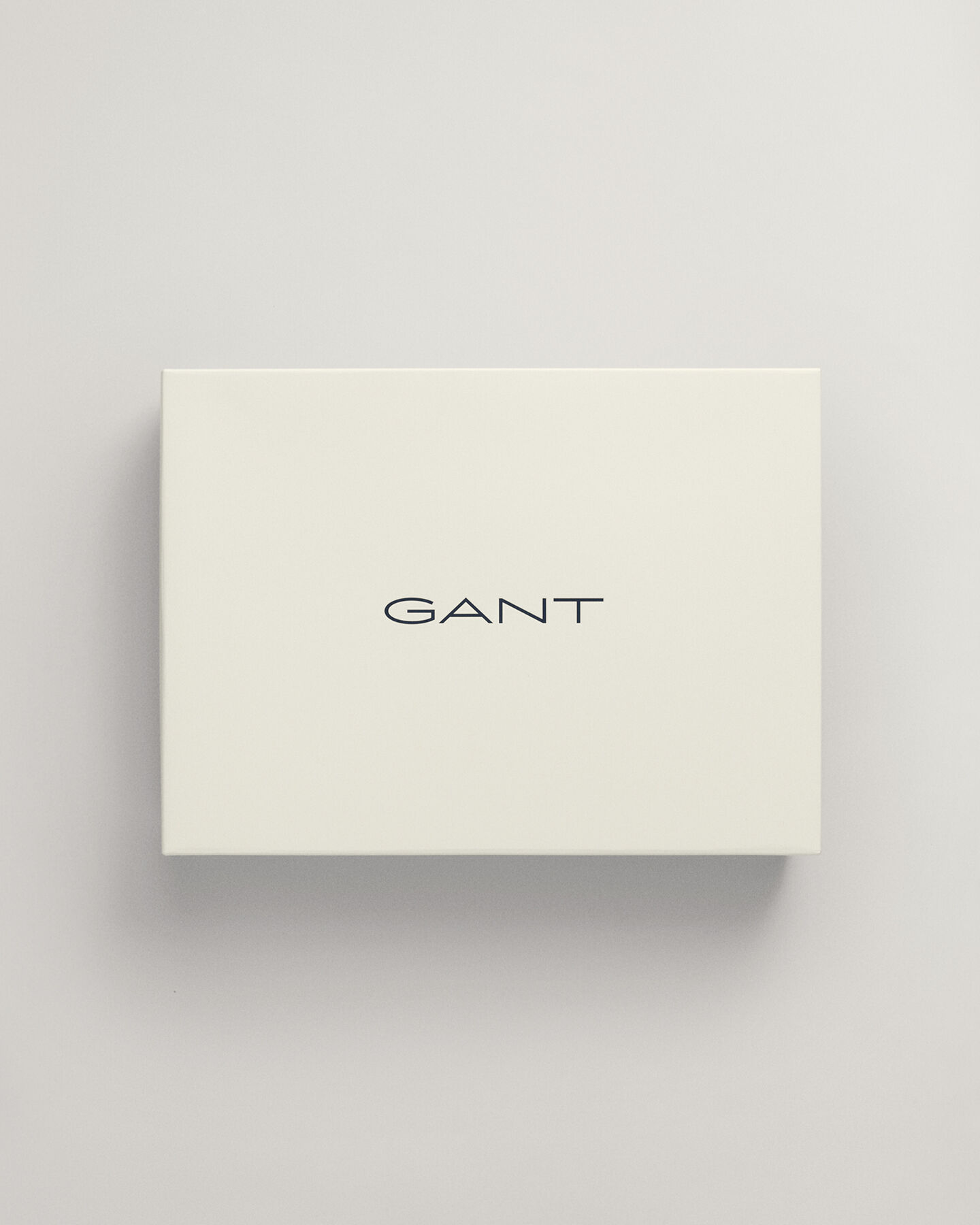 Shield gåvoset med mössa och halsduk