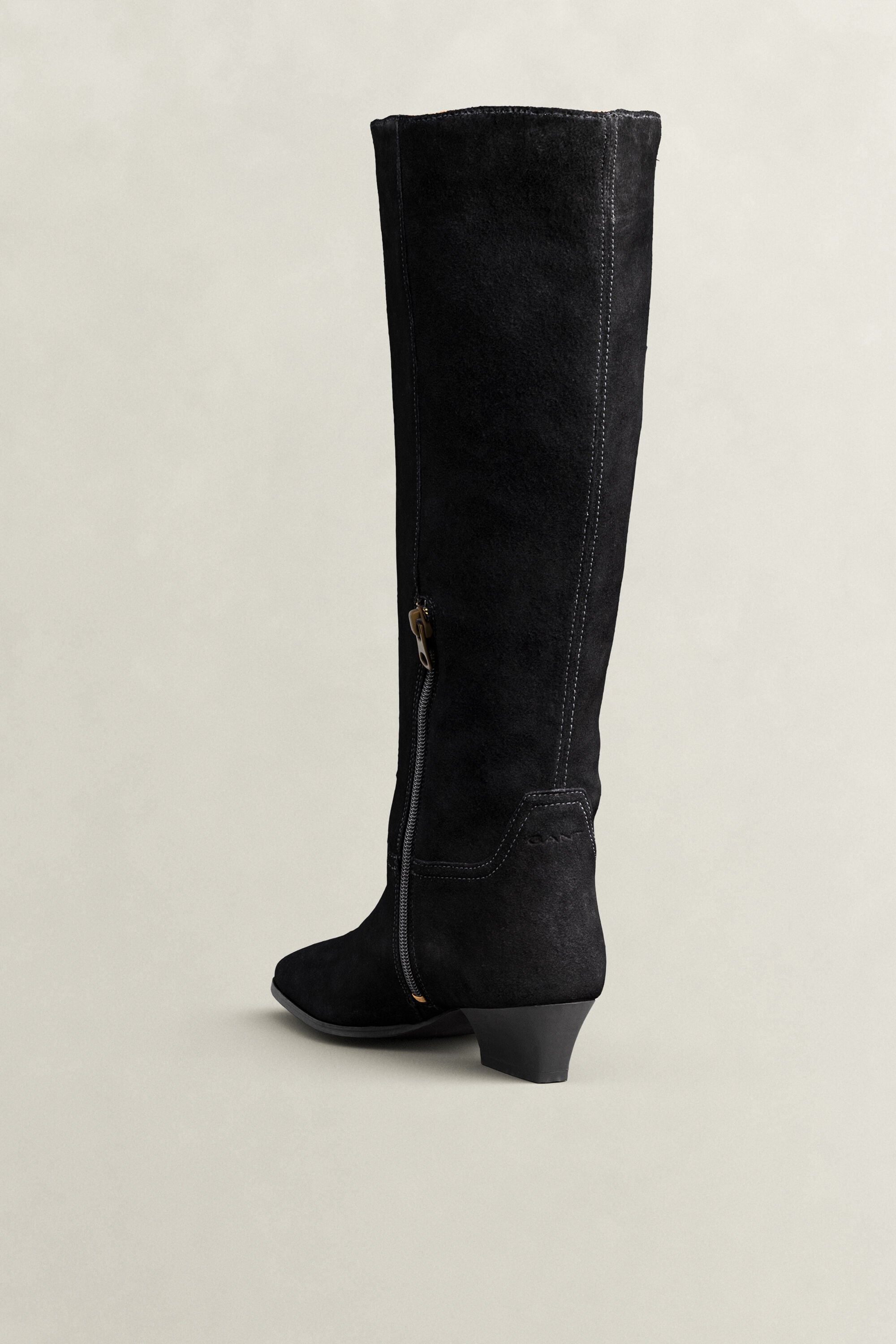 Bassotte höga mockaboots