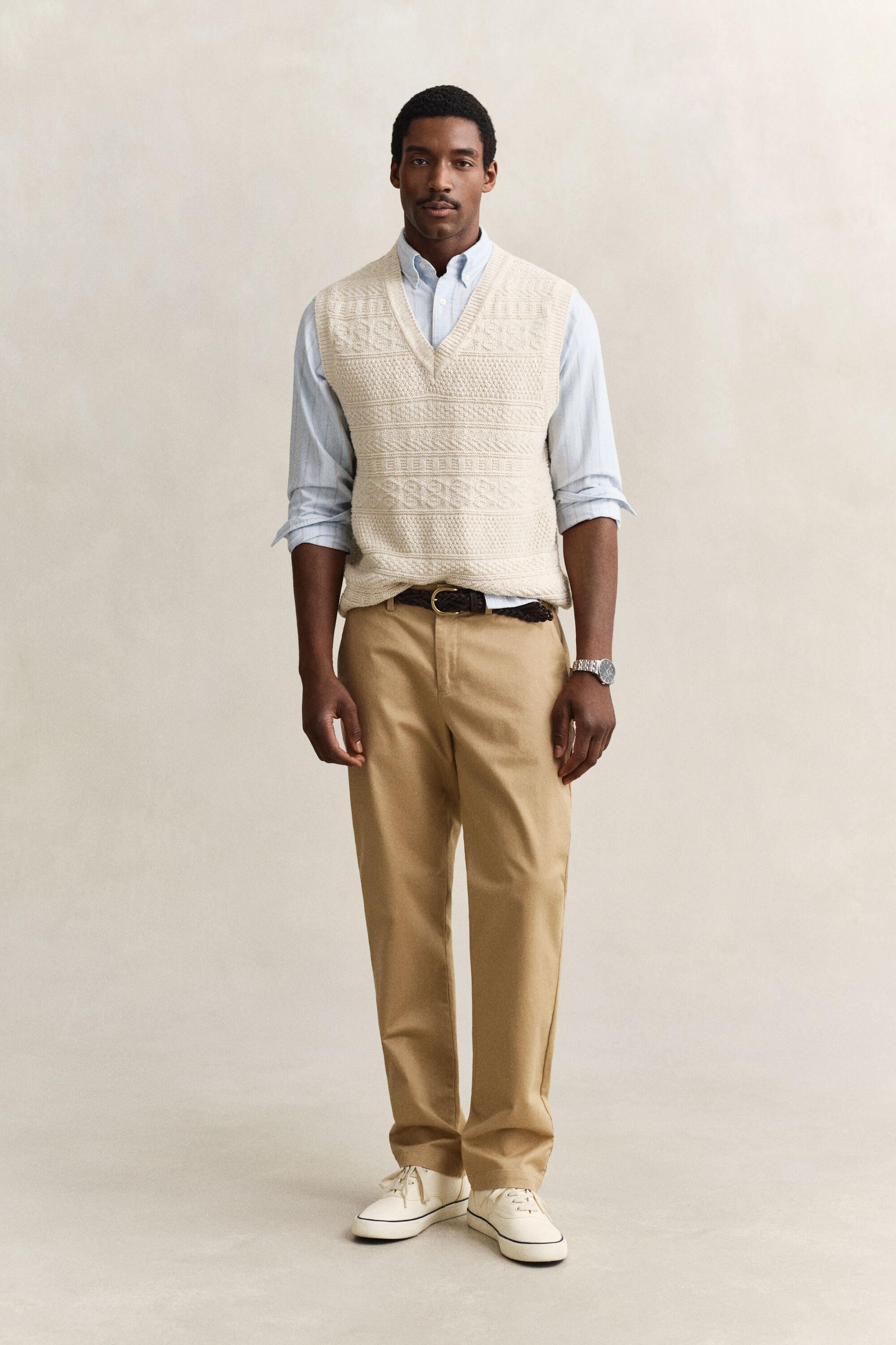 Eleganta chinos med regular fit