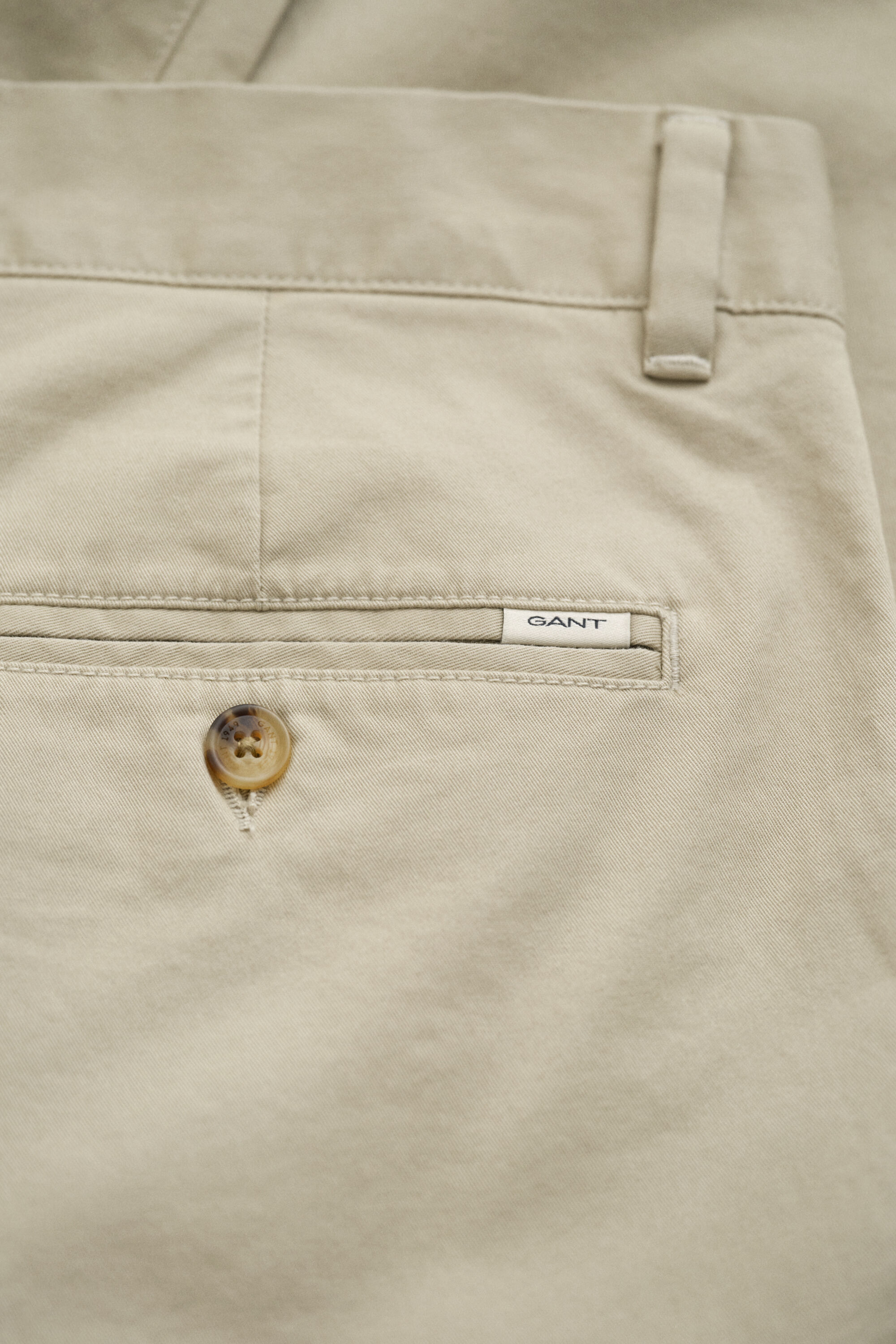 Klassiska chinos med slim fit