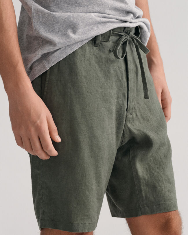Relaxed fit linneshorts med dragsko