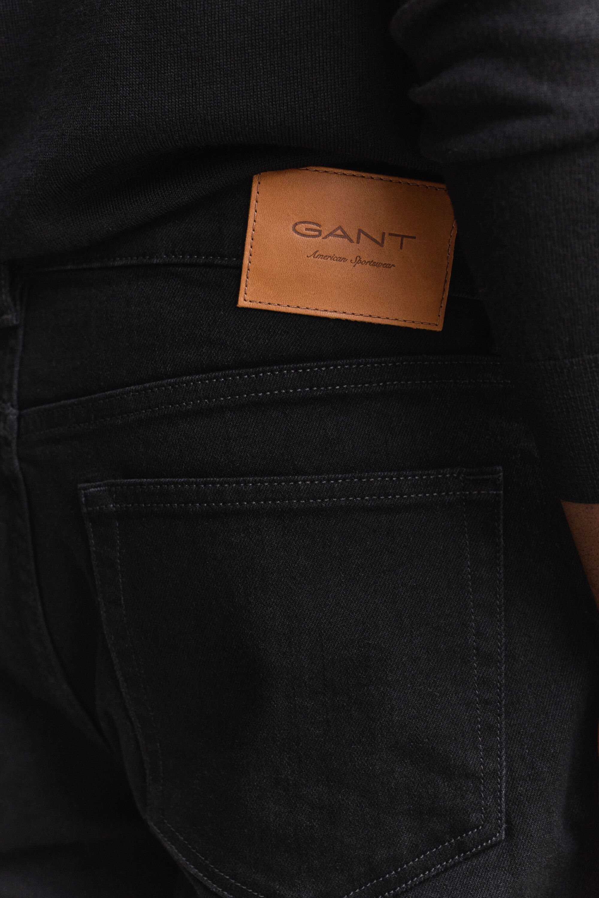 Regular fit jeans i stilren tvätt