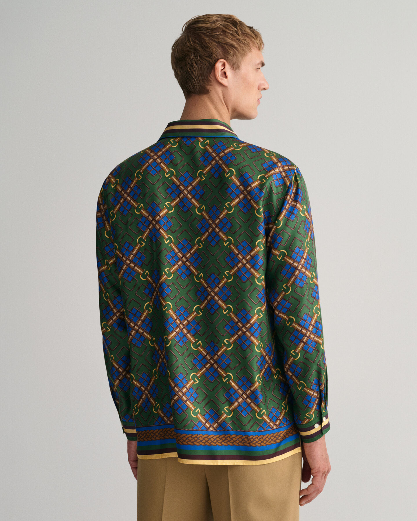 Relaxed fit Medallion sidenskjorta