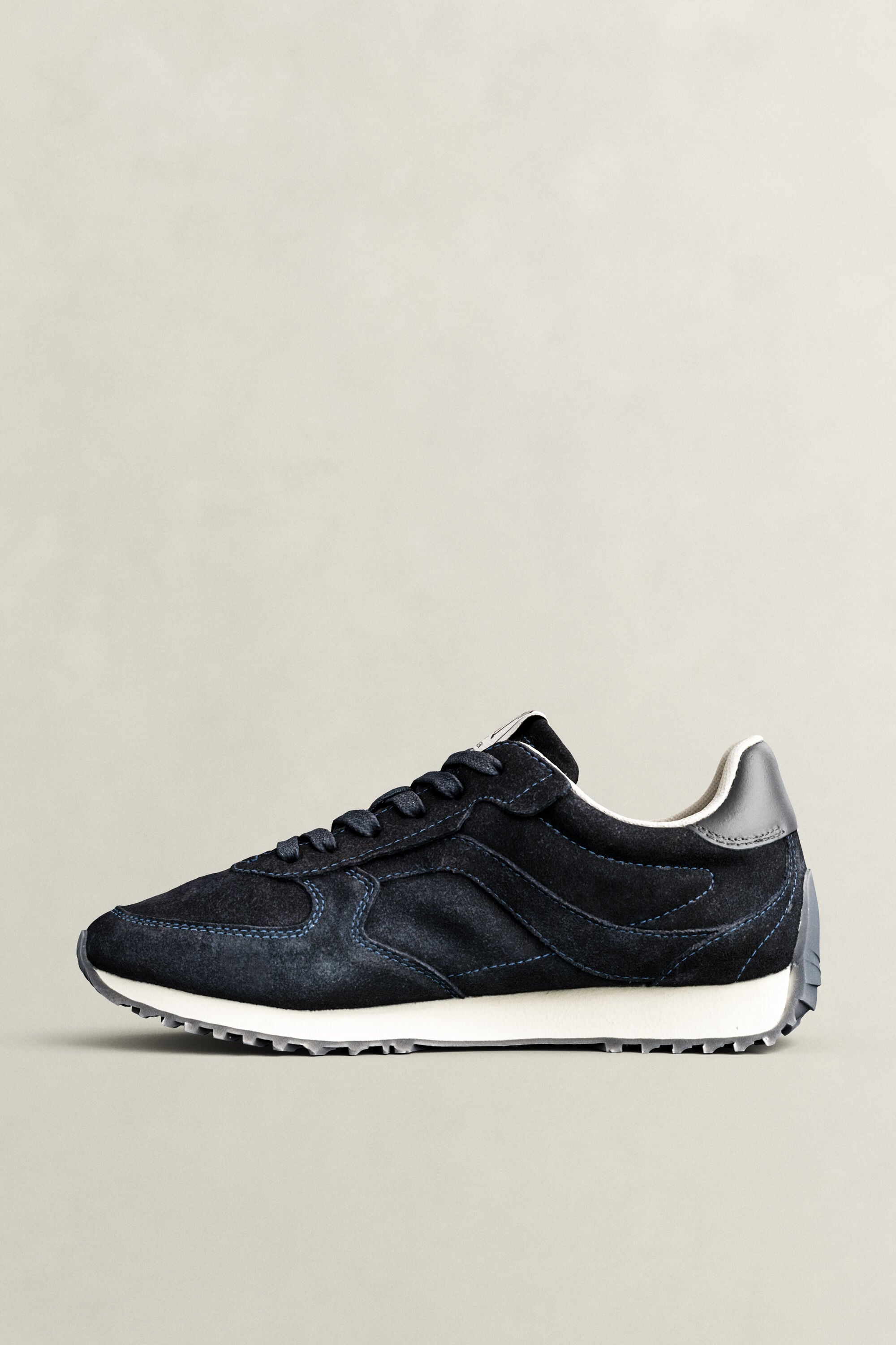 Beja sneakers i mocka