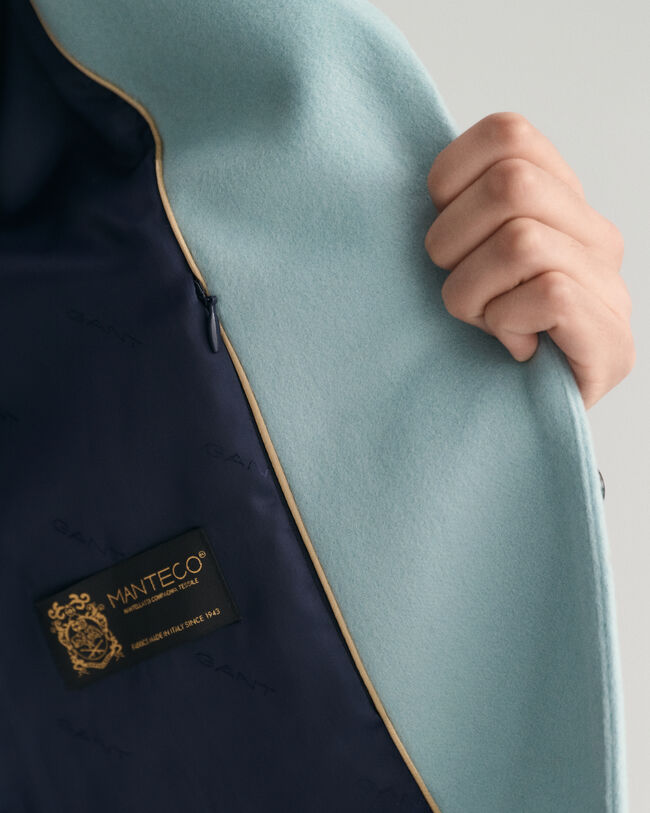 Figurnära kappa i ullblandning