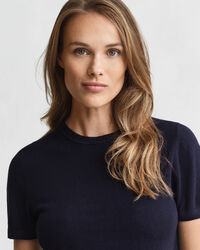 Lätt kortärmad rundhalsad tröja