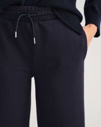 Utställda sweatpants