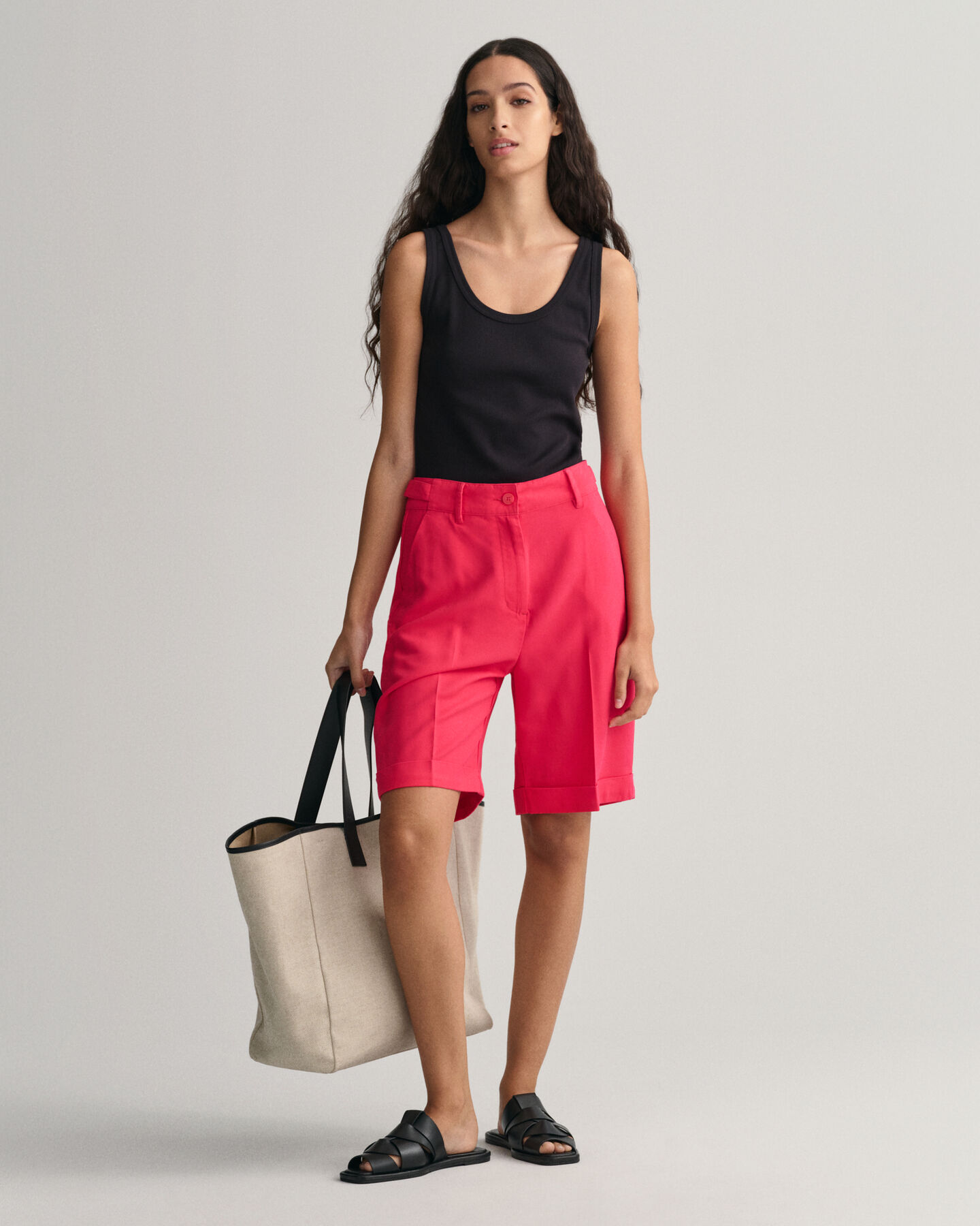 L&aring;nga b&ouml;ljande shorts