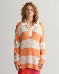 Randig stickad rugger