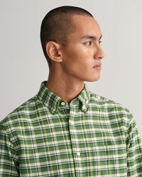 Regular fit rutig oxfordskjorta