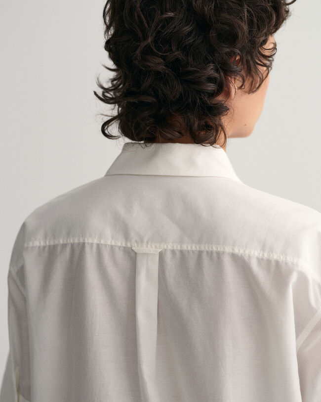 Relaxed fit kort&auml;rmad sidenskjorta