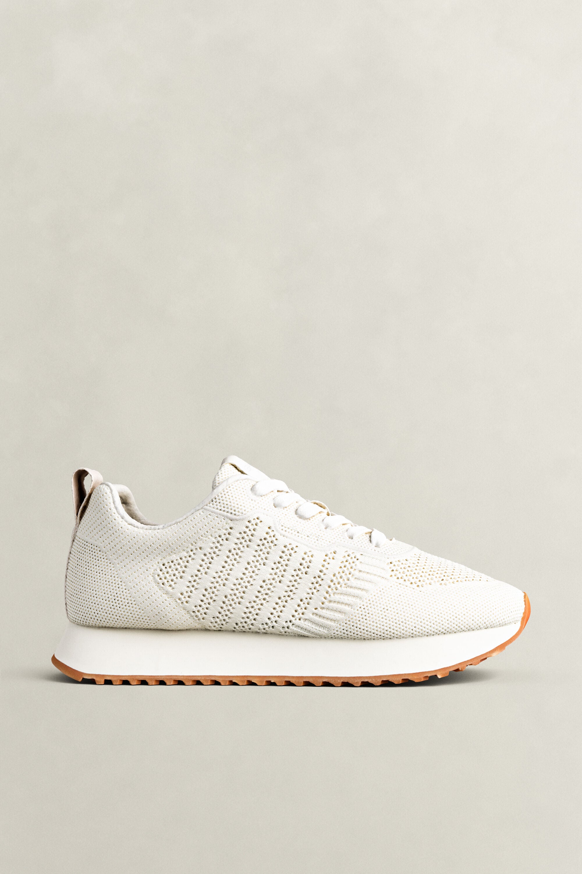Bevinda stickade sneakers