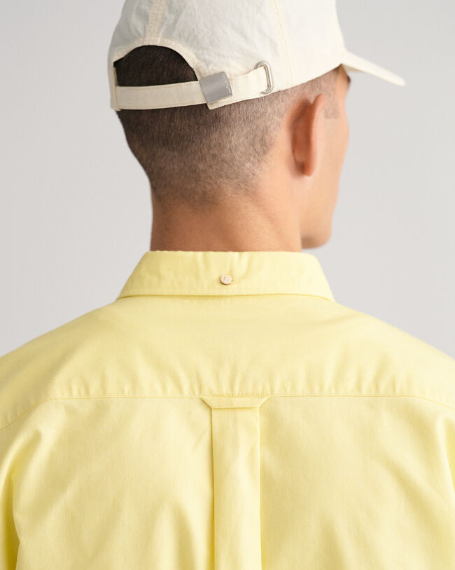 Regular fit kort&auml;rmad oxfordskjorta