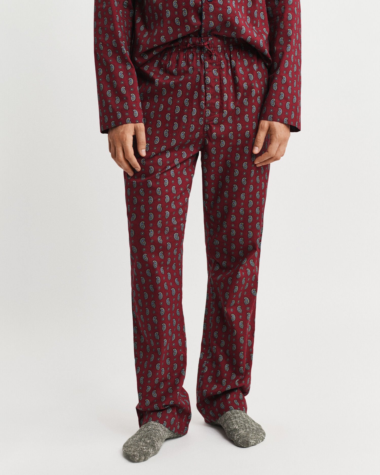 Paisleymönstrad pyjamas i presentförpackning