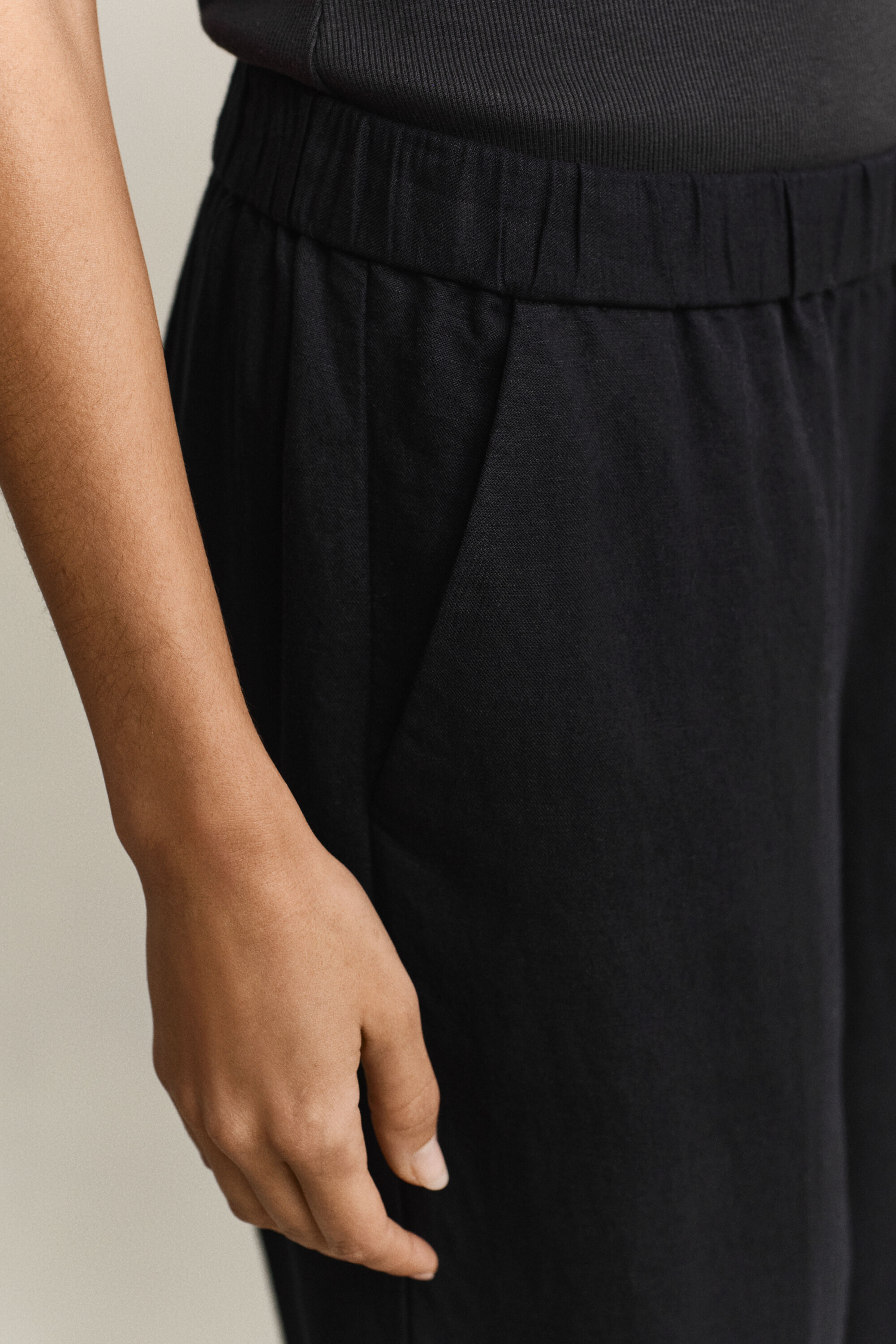 Byxor i linneblandning