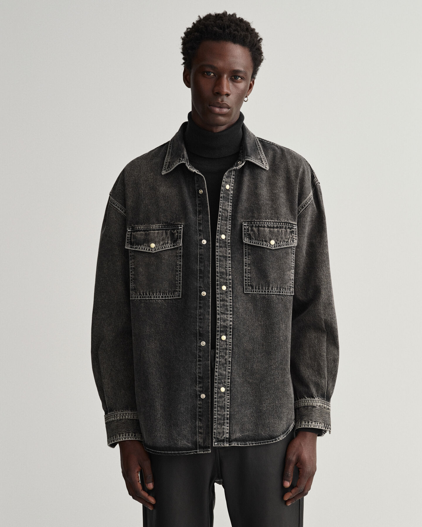 Oversized grovtv&auml;ttad denimskjorta