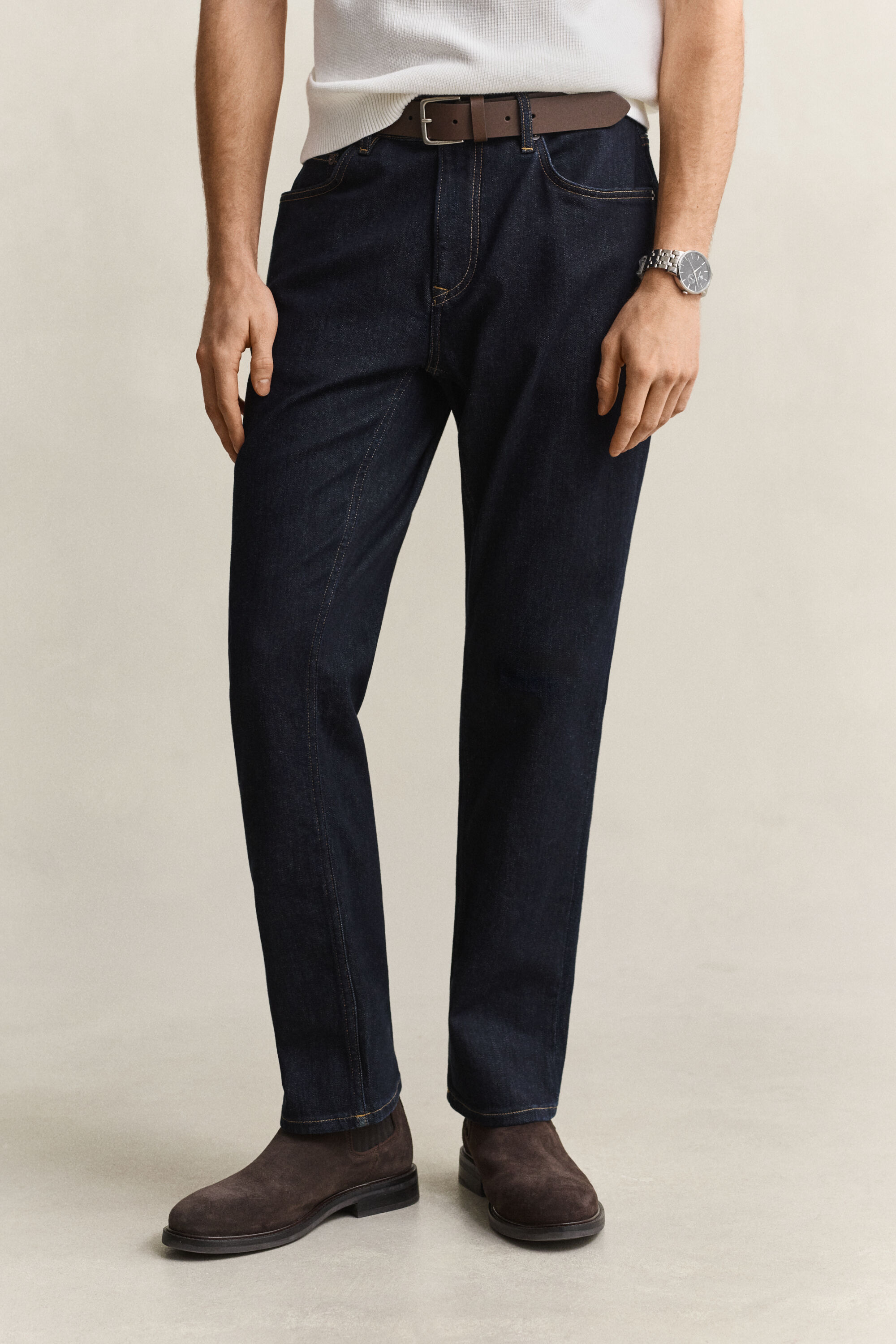 Regular fit jeans i stilren tvätt