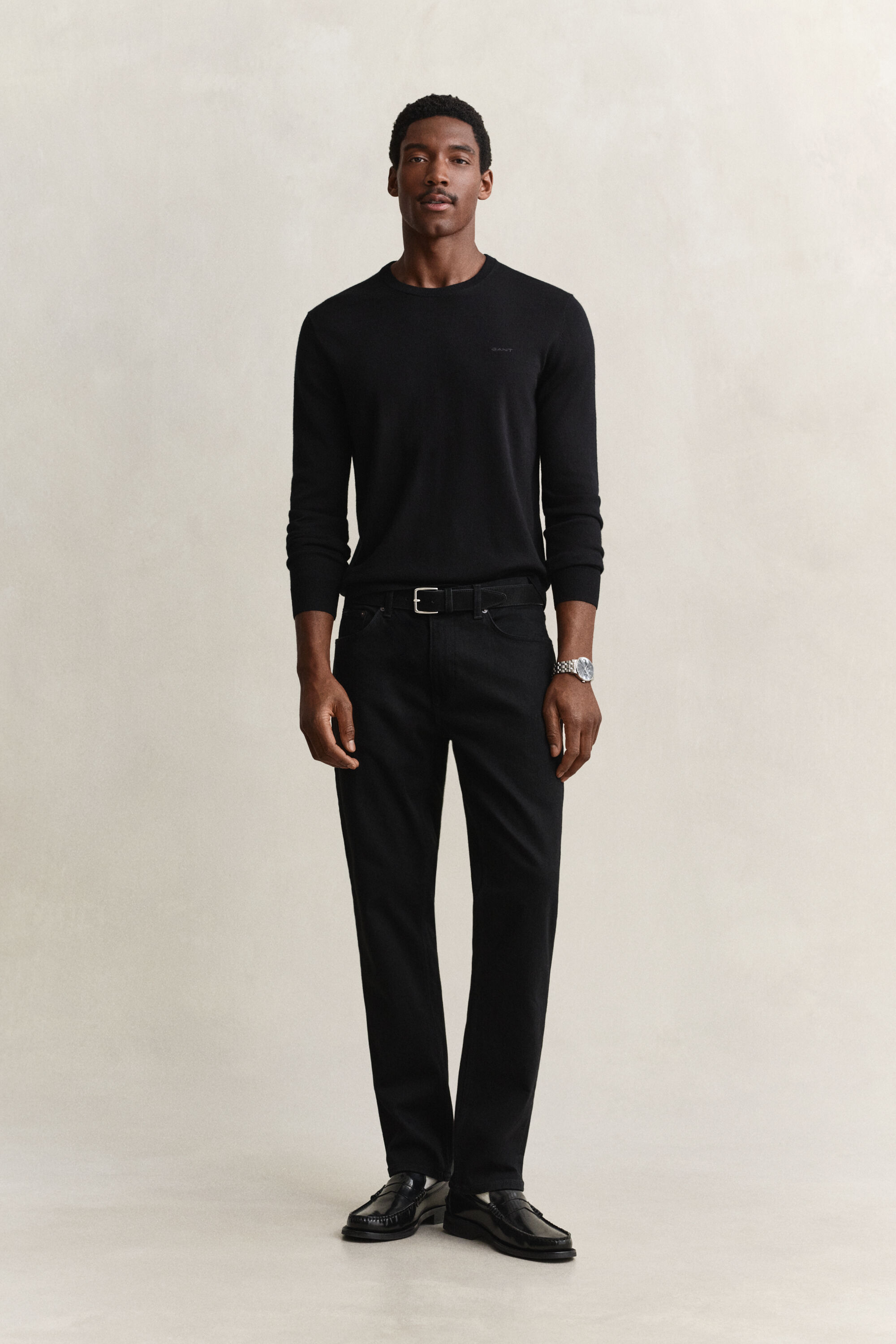 Regular fit jeans i stilren tvätt
