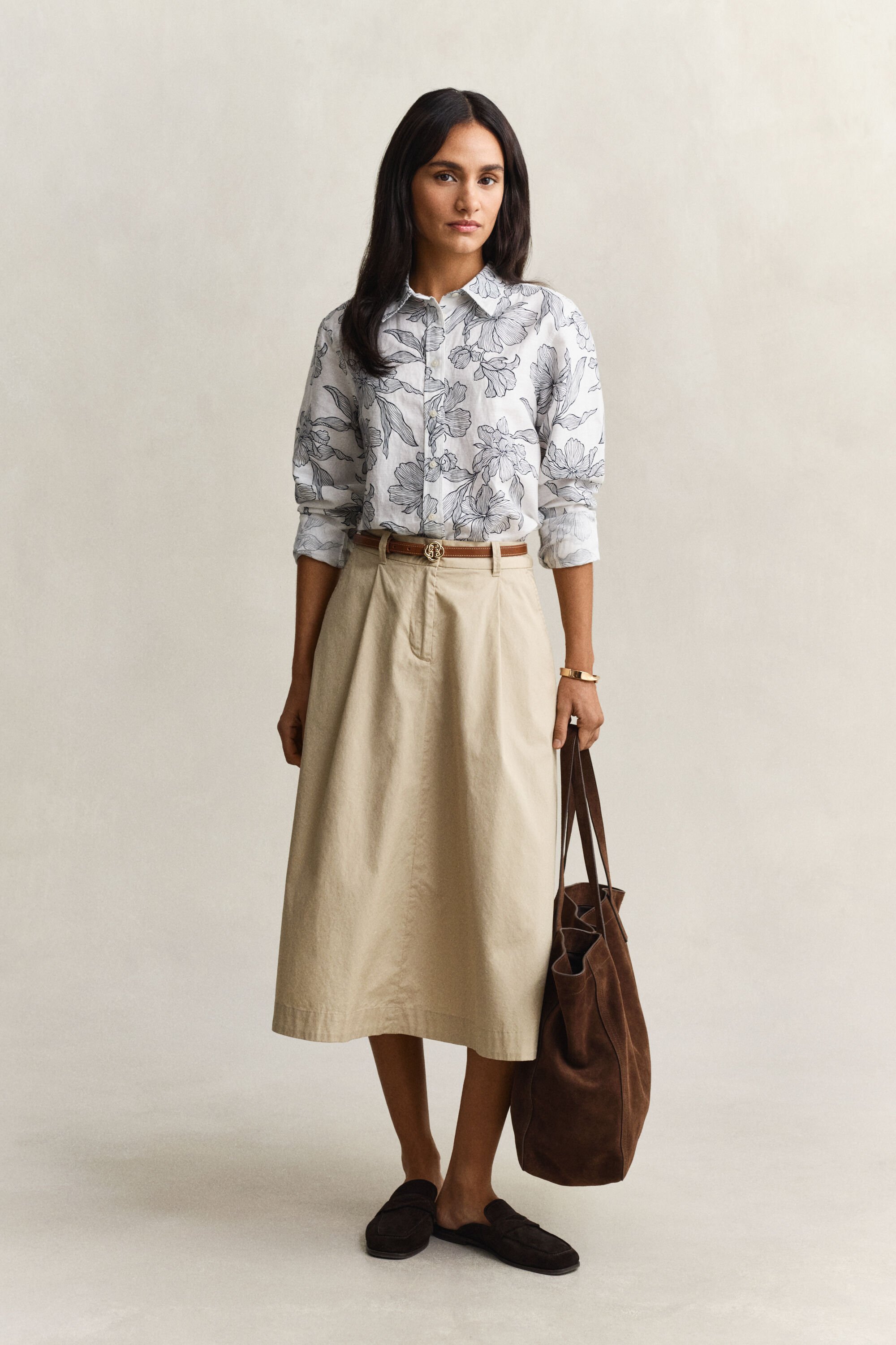 Blommig linneskjorta