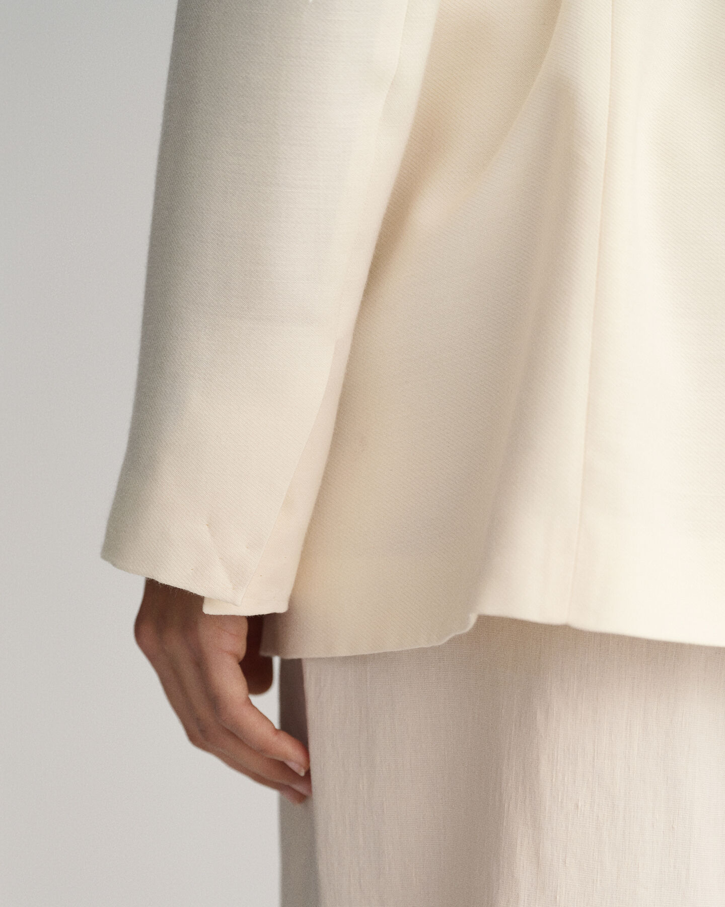 Regular fit Fluid kavaj med b&auml;lte