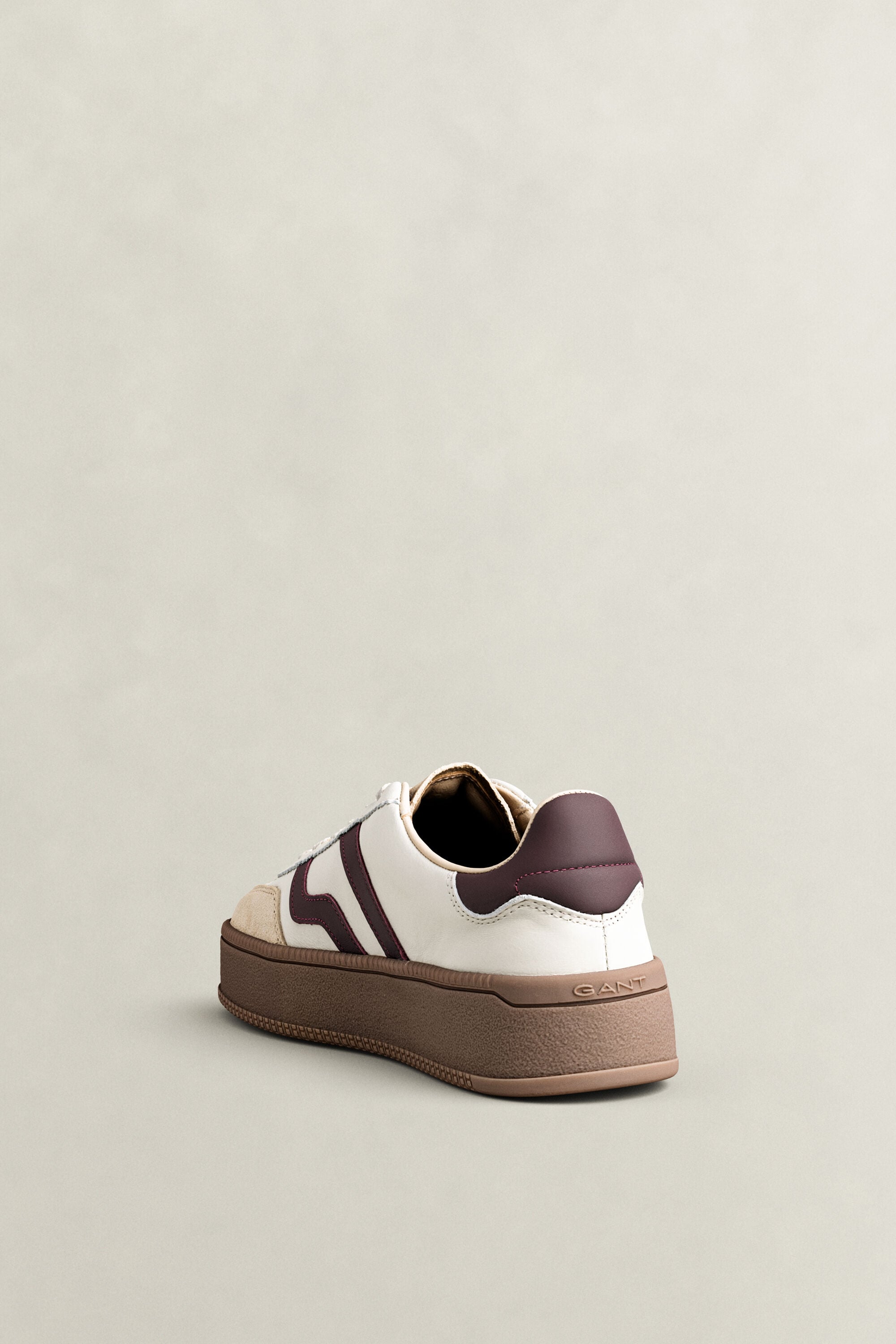 Cuzmani sneakers i läder