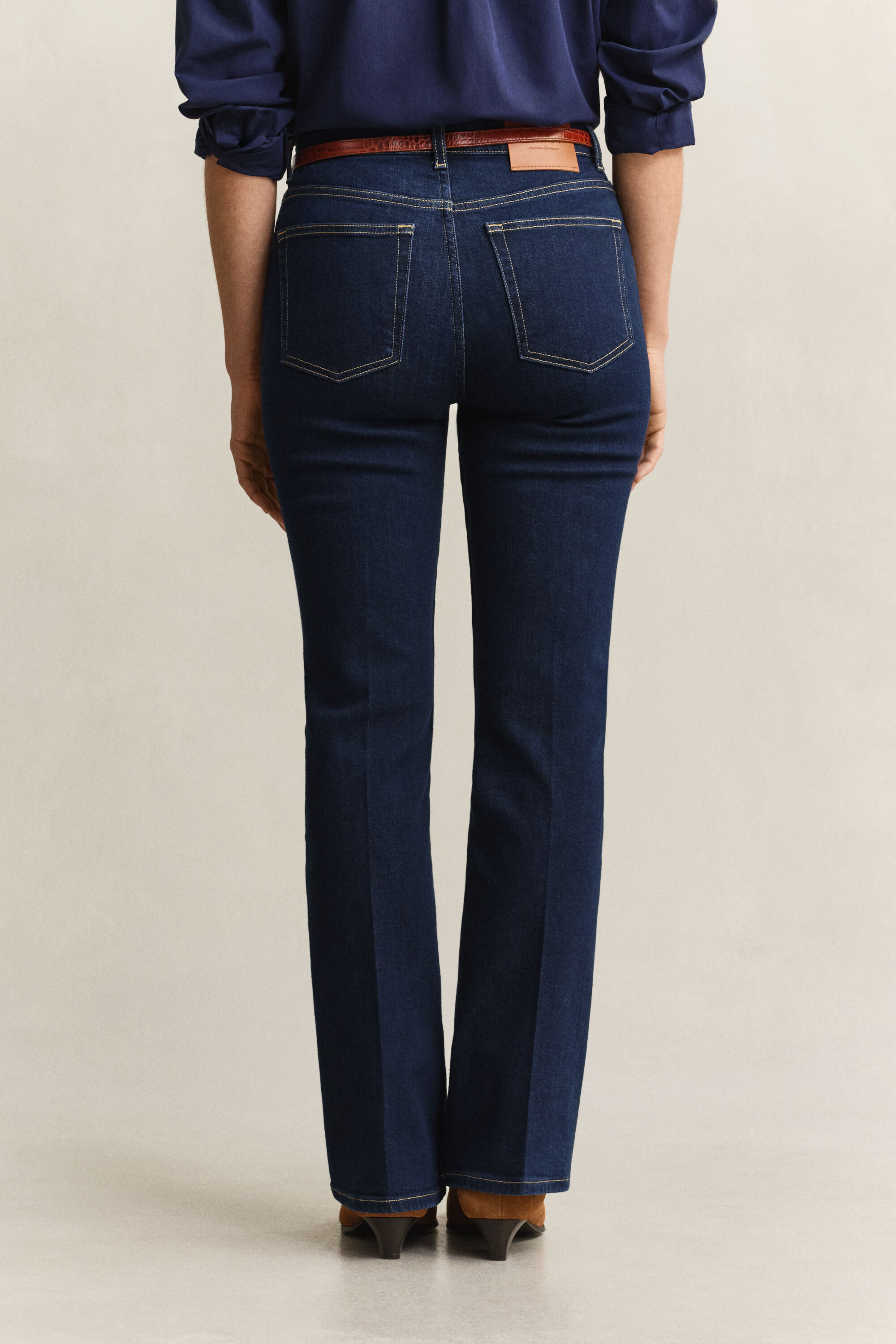 Slim utställda stretchjeans