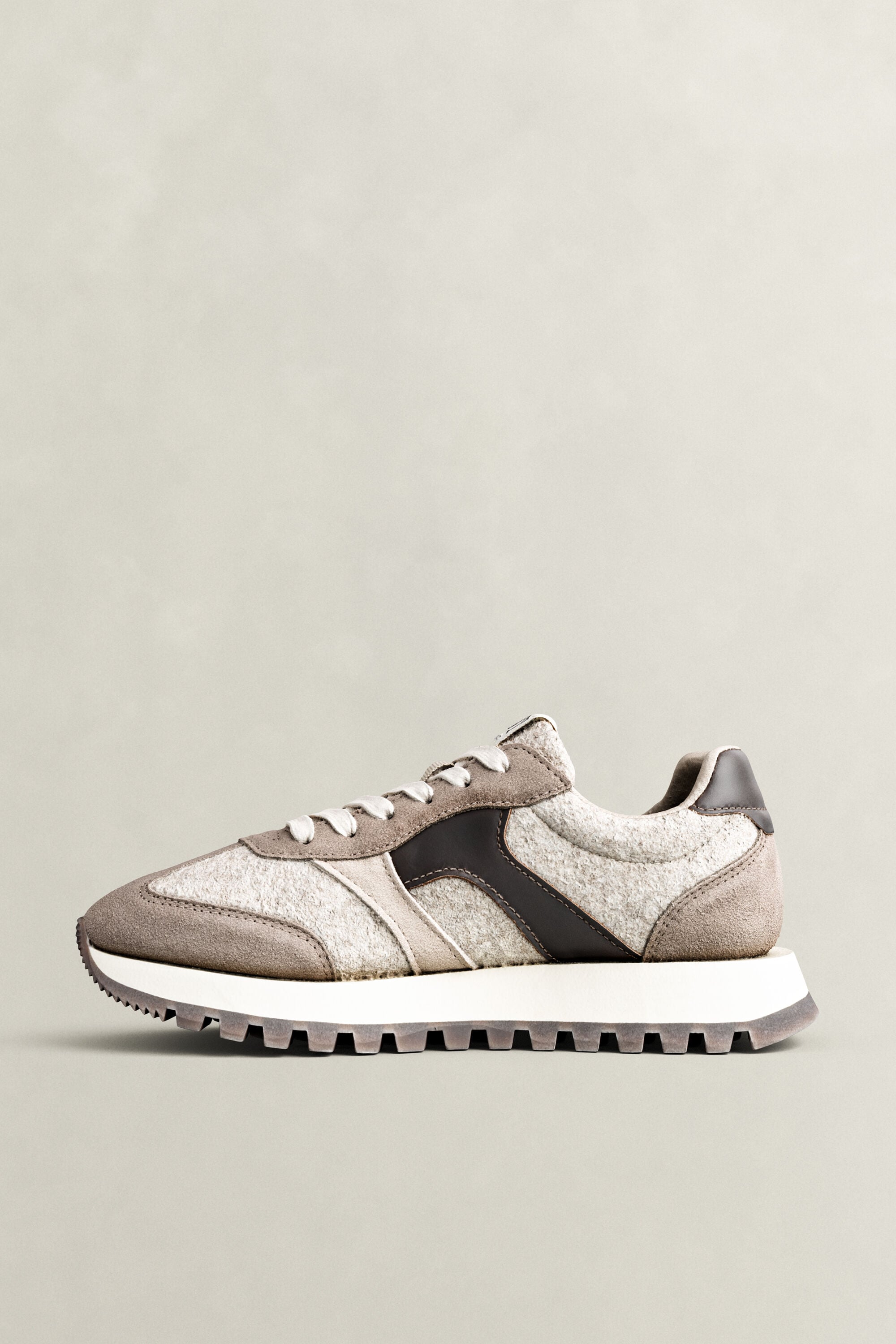 Caffay sneakers i mocka och ull