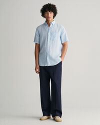 Regular fit kort&auml;rmad hundtandsm&ouml;nstrad linneskjorta