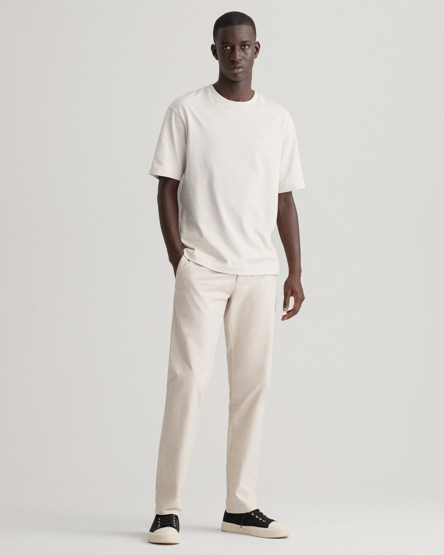 Hallden slim fit Tech Prep™ chinos