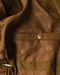 Mellanlång dunjacka