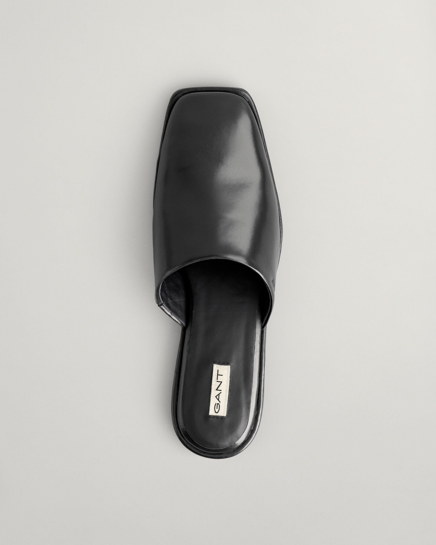 Parkny mules i skinn