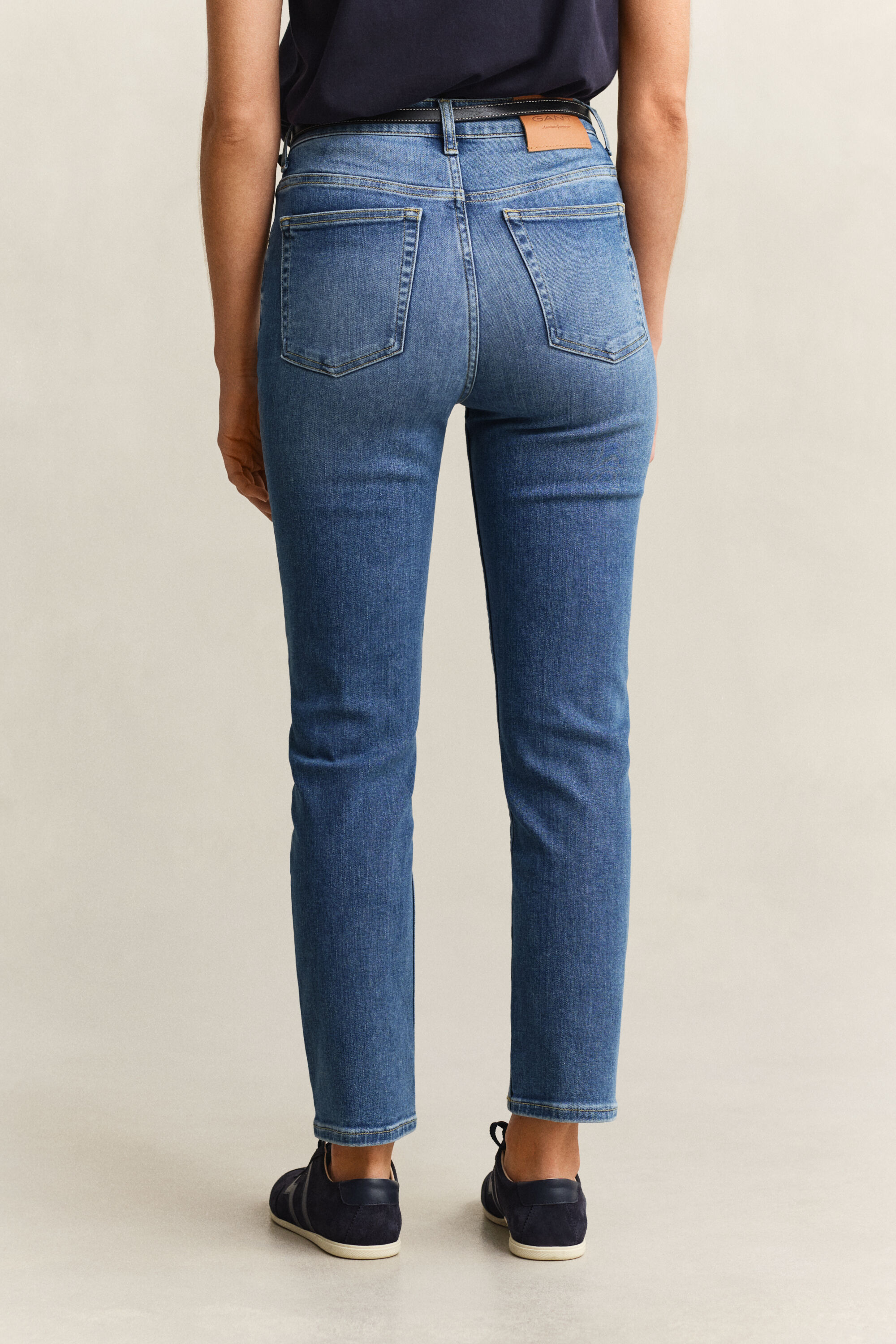 Slim cropped jeans