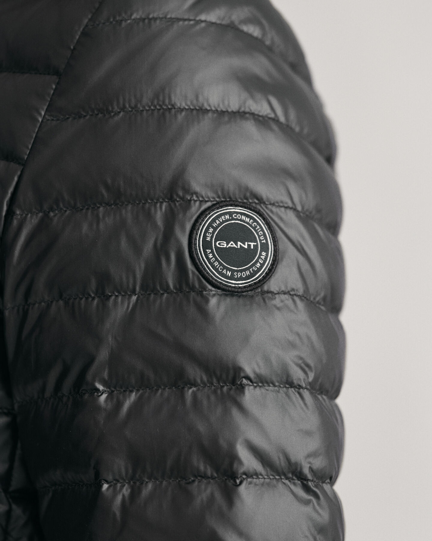 Teen Girls l&auml;tt vadderad dunjacka med glans