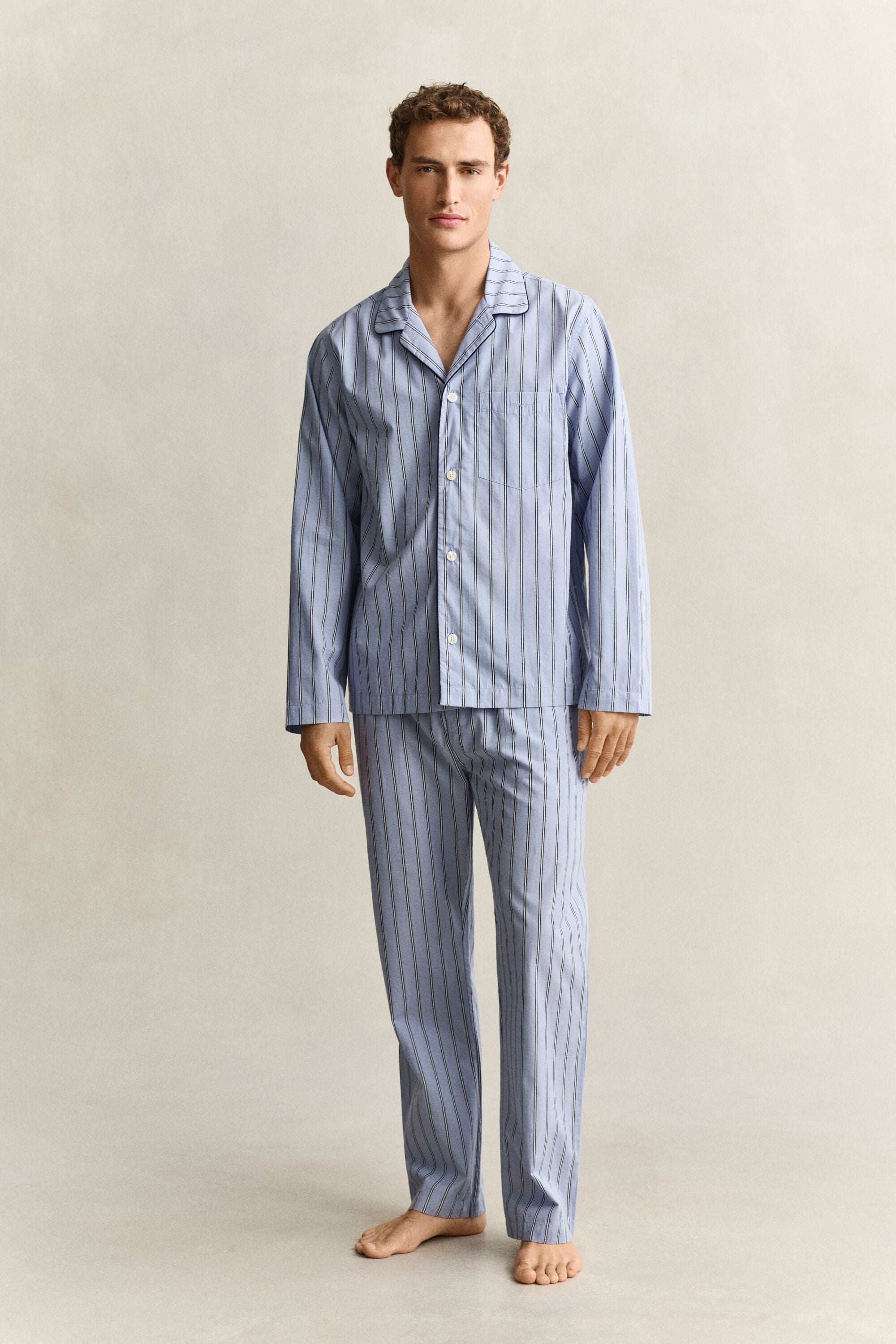 Pyjamasset i randig poplin