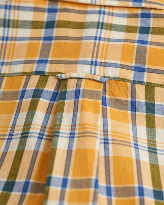 Regular fit rutig kortärmad skjorta i bomull och linne