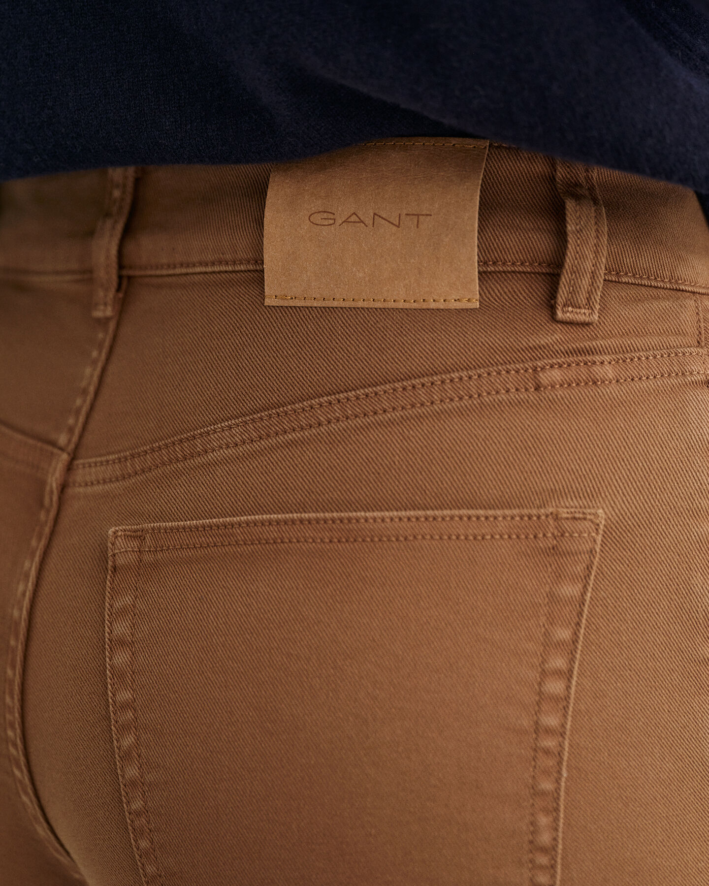 F&auml;rgade utst&auml;llda jeans