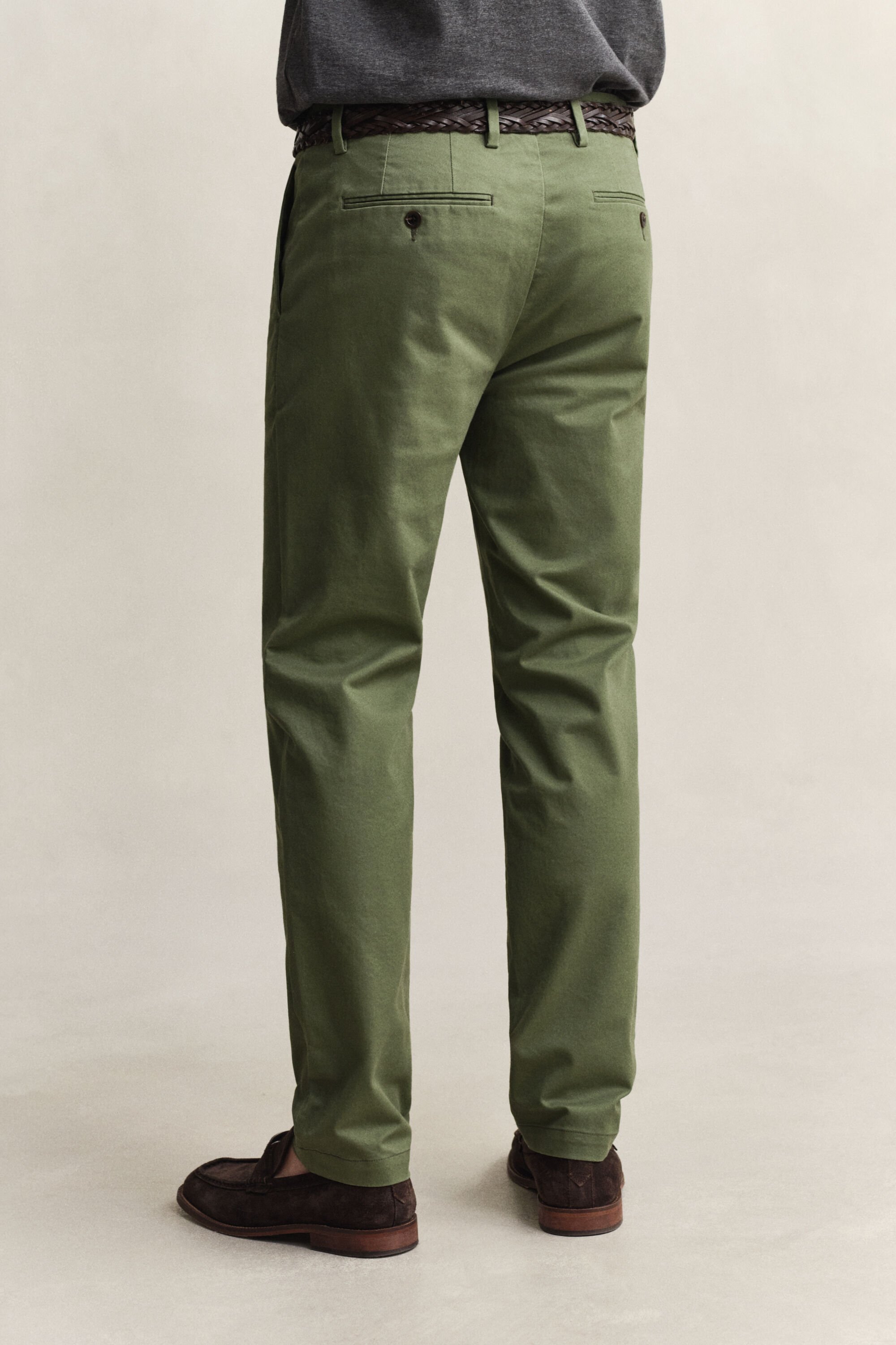 Eleganta chinos med slim fit