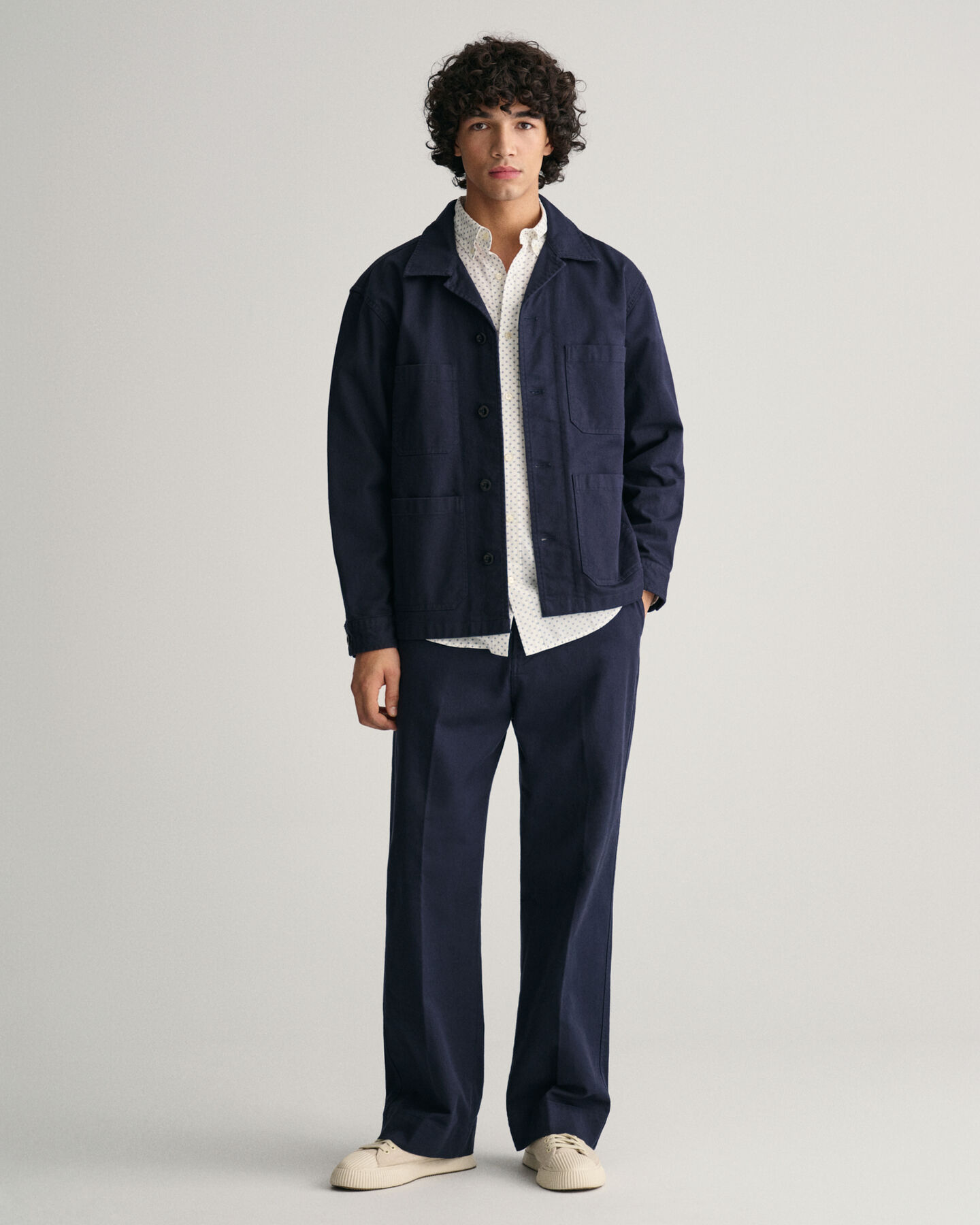 Regular fit sm&aring;m&ouml;nstrad skjorta