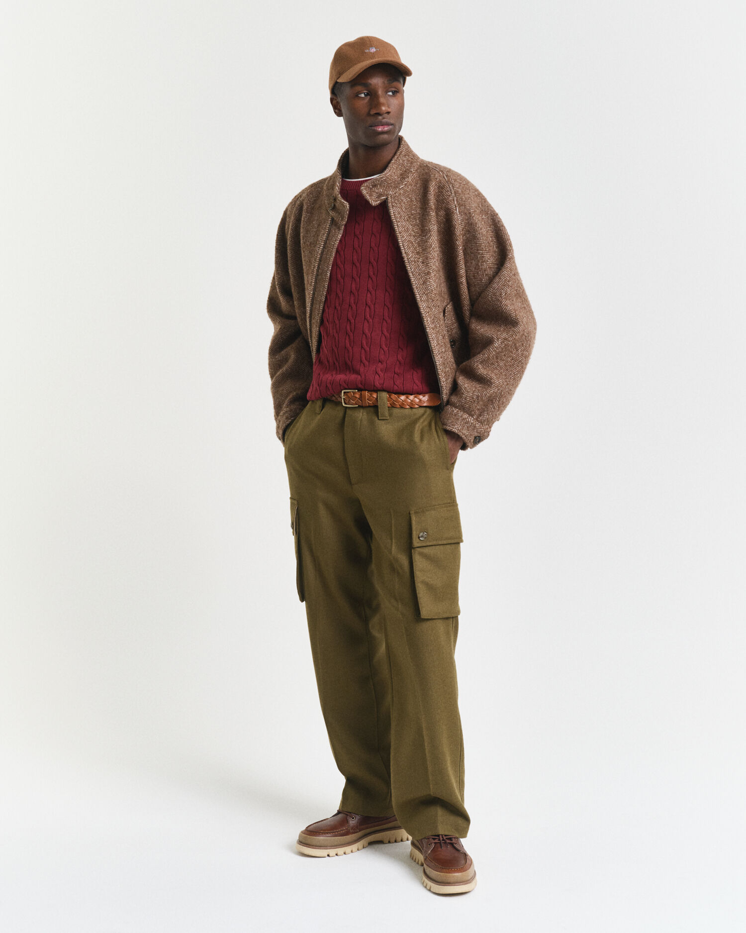 Kabelstickad bomullströja med rund hals