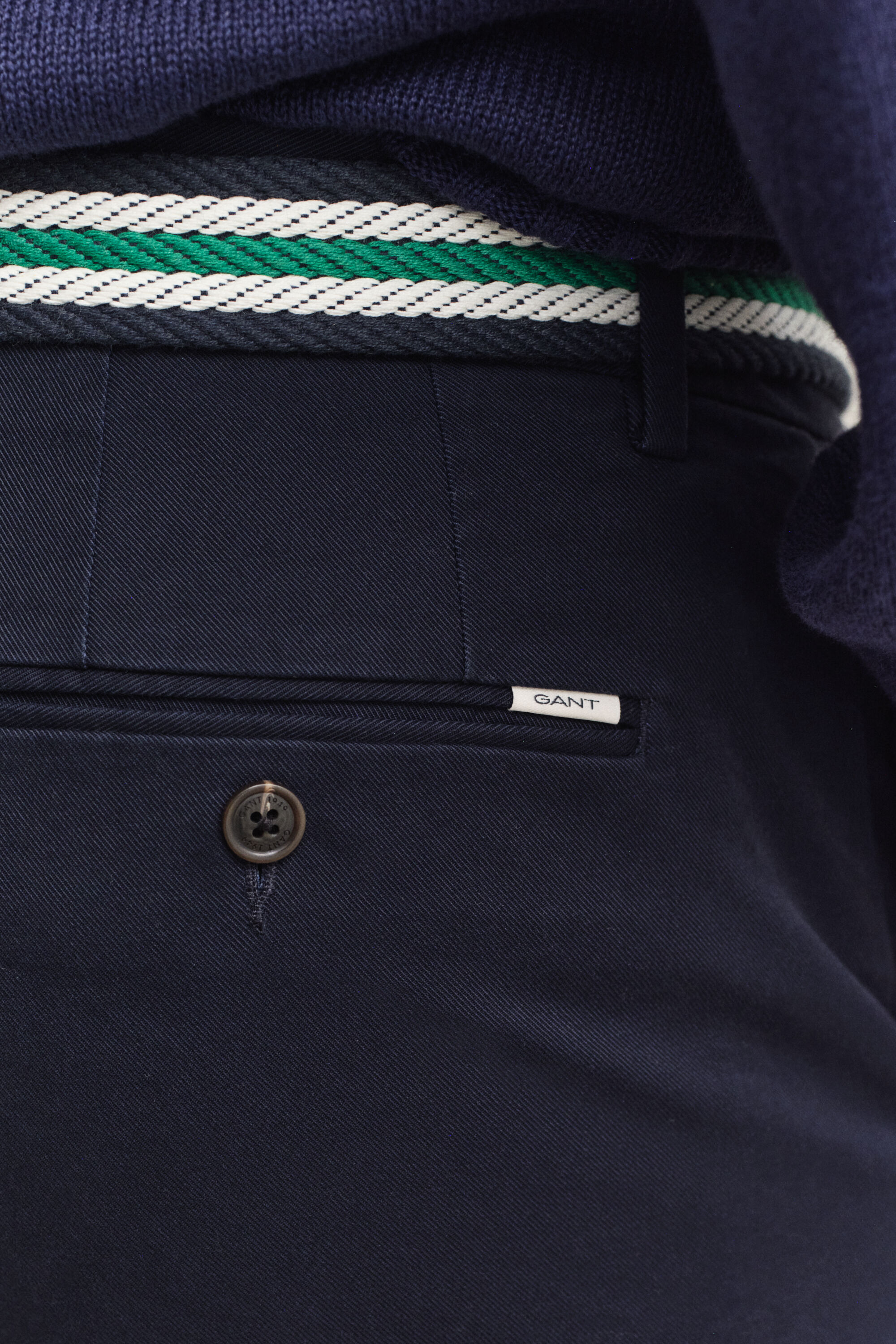 Eleganta chinos med slim fit