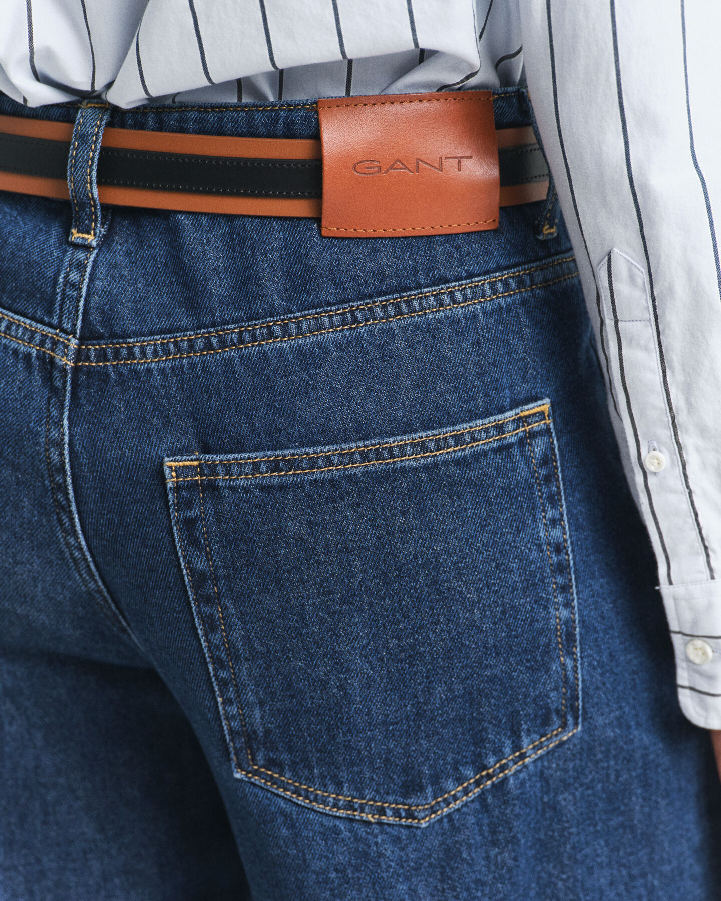 Jeans med låg midja och vida ben