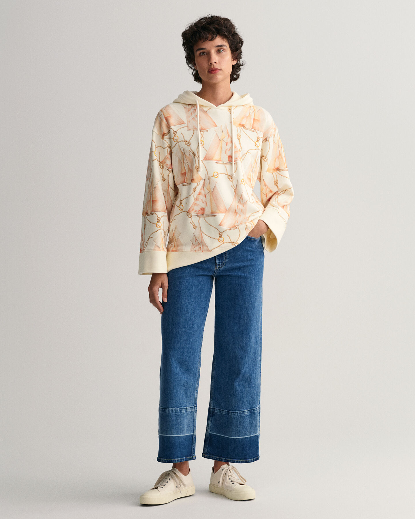 Seglarmönstrad hoodie