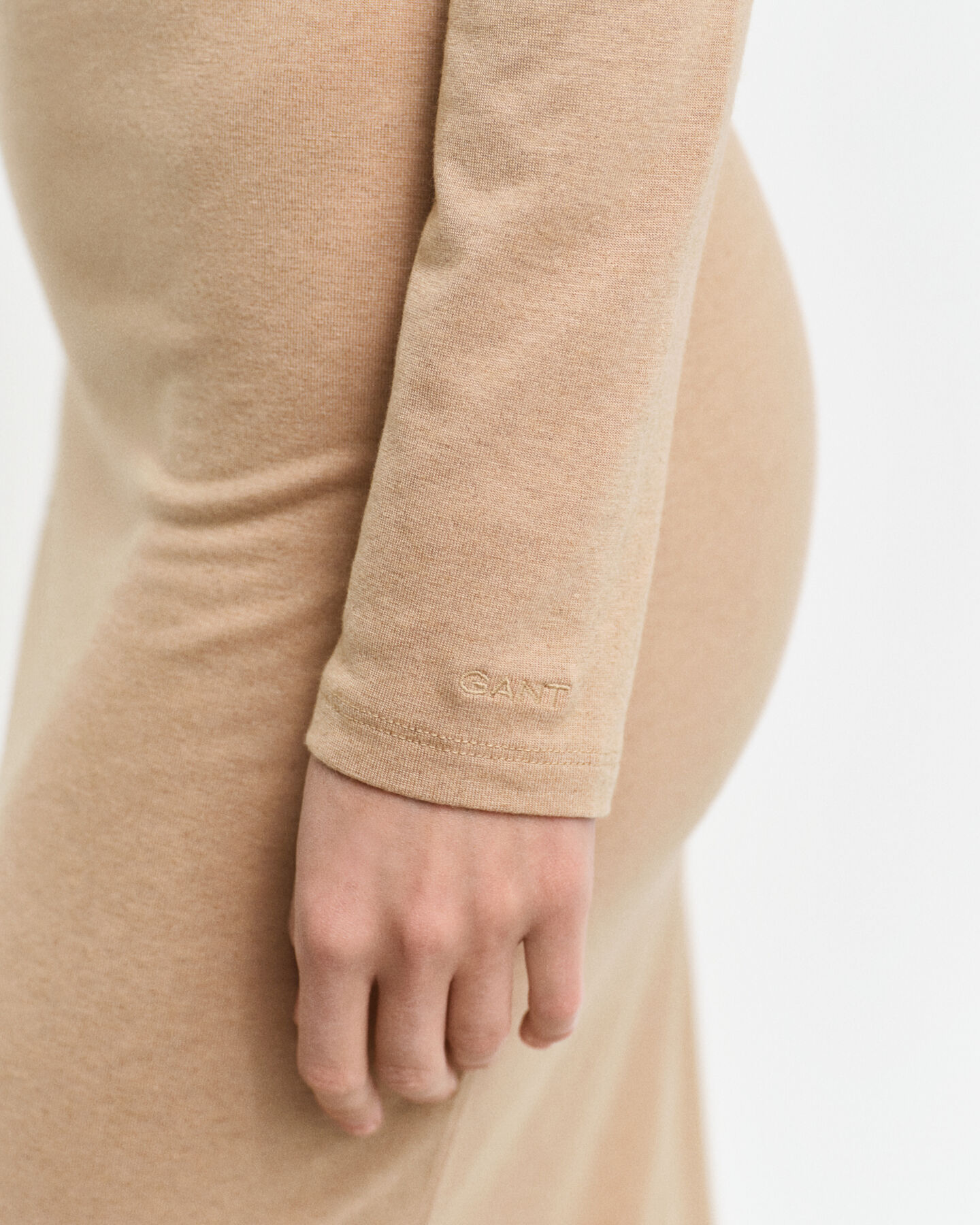 Kl&auml;nning i ulljersey