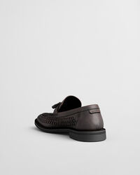 Lozham loafers i fl&auml;tat skinn