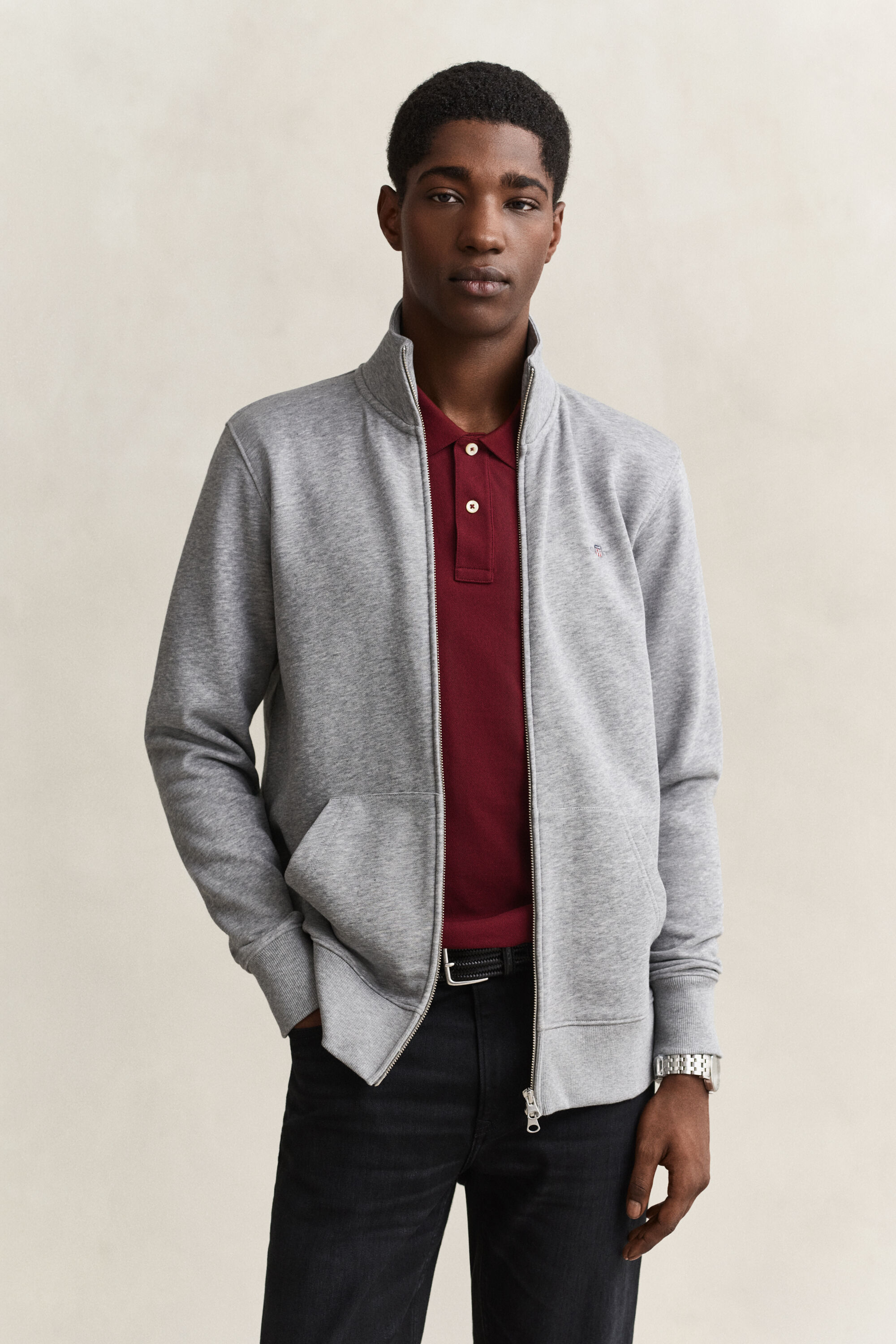 Shield sweatshirt med dragkedja